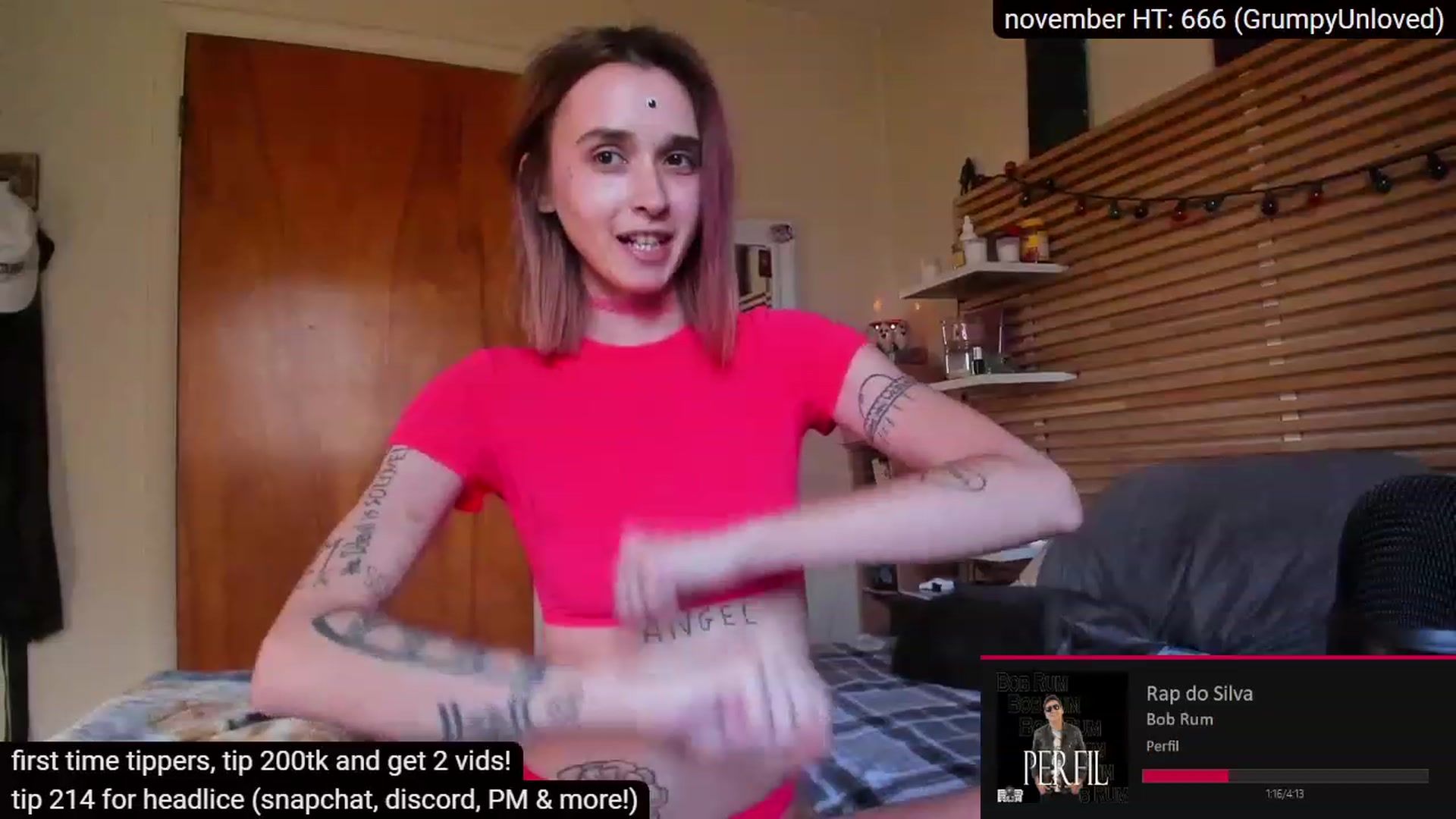 Gallery image thumbnail from sickgrrl's myfreecams stream on, 11/18/2022, 23:05 image 8 of 20