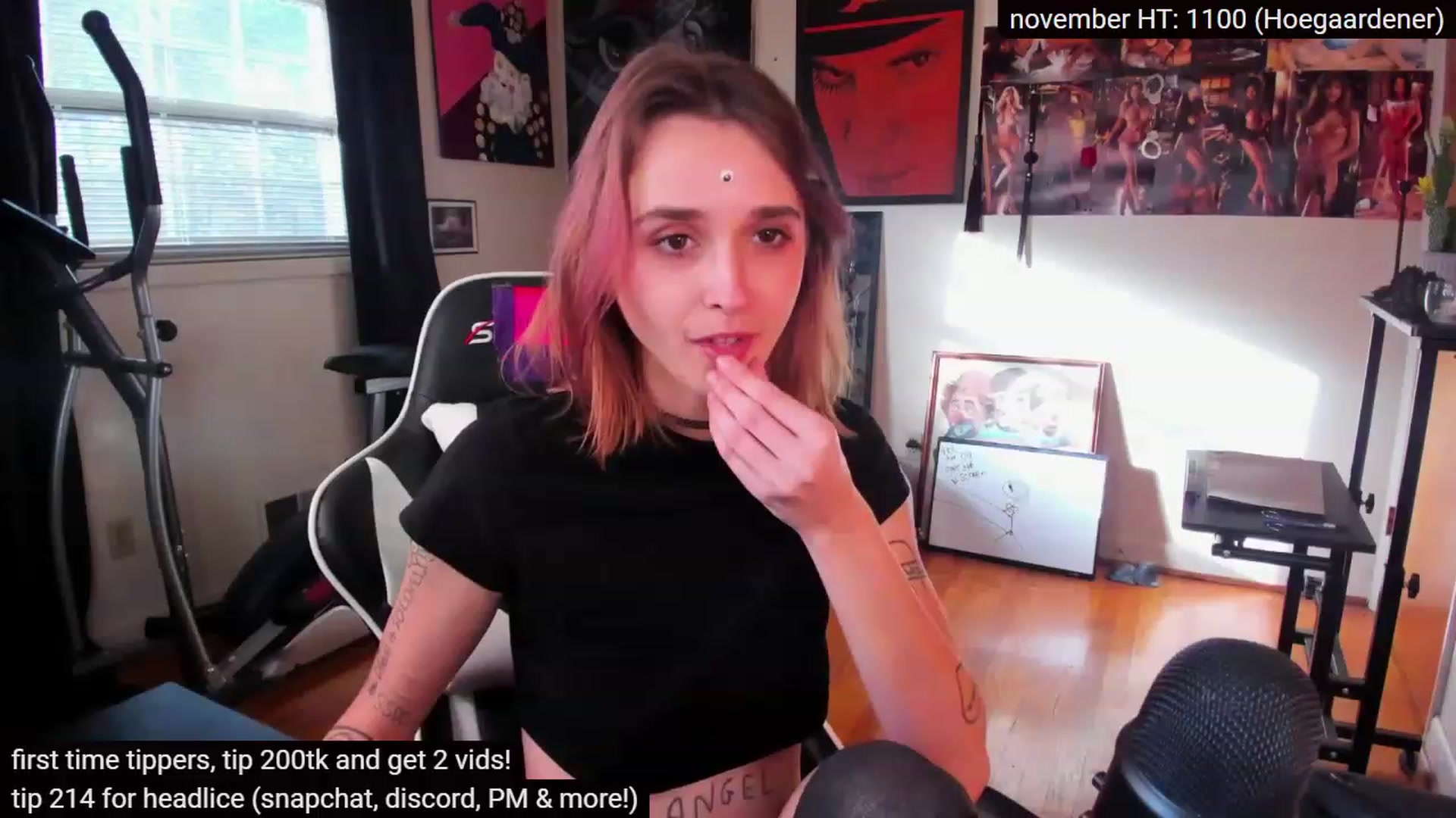 Gallery image thumbnail from sickgrrl's myfreecams stream on, 11/26/2022, 20:39 image 18 of 20