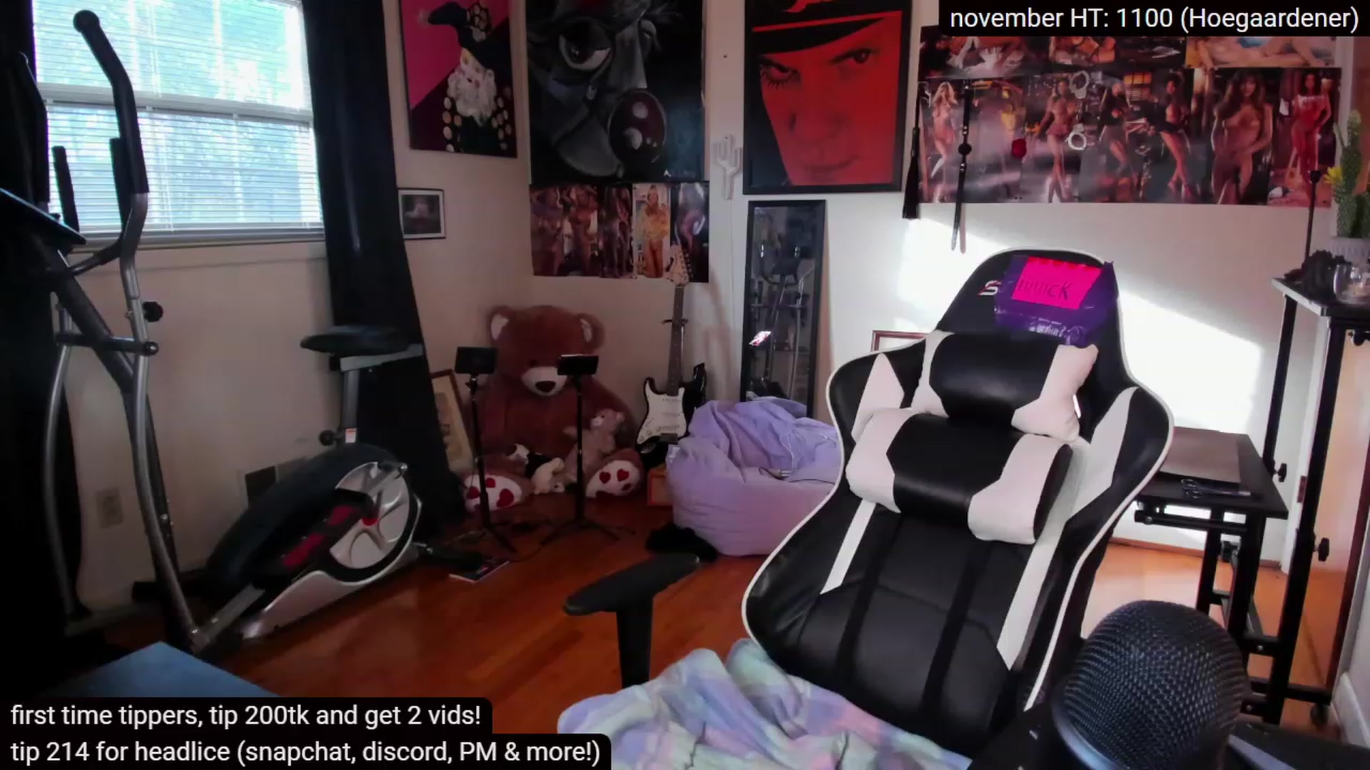 Gallery image thumbnail from sickgrrl's myfreecams stream on, 11/26/2022, 20:39 image 19 of 20