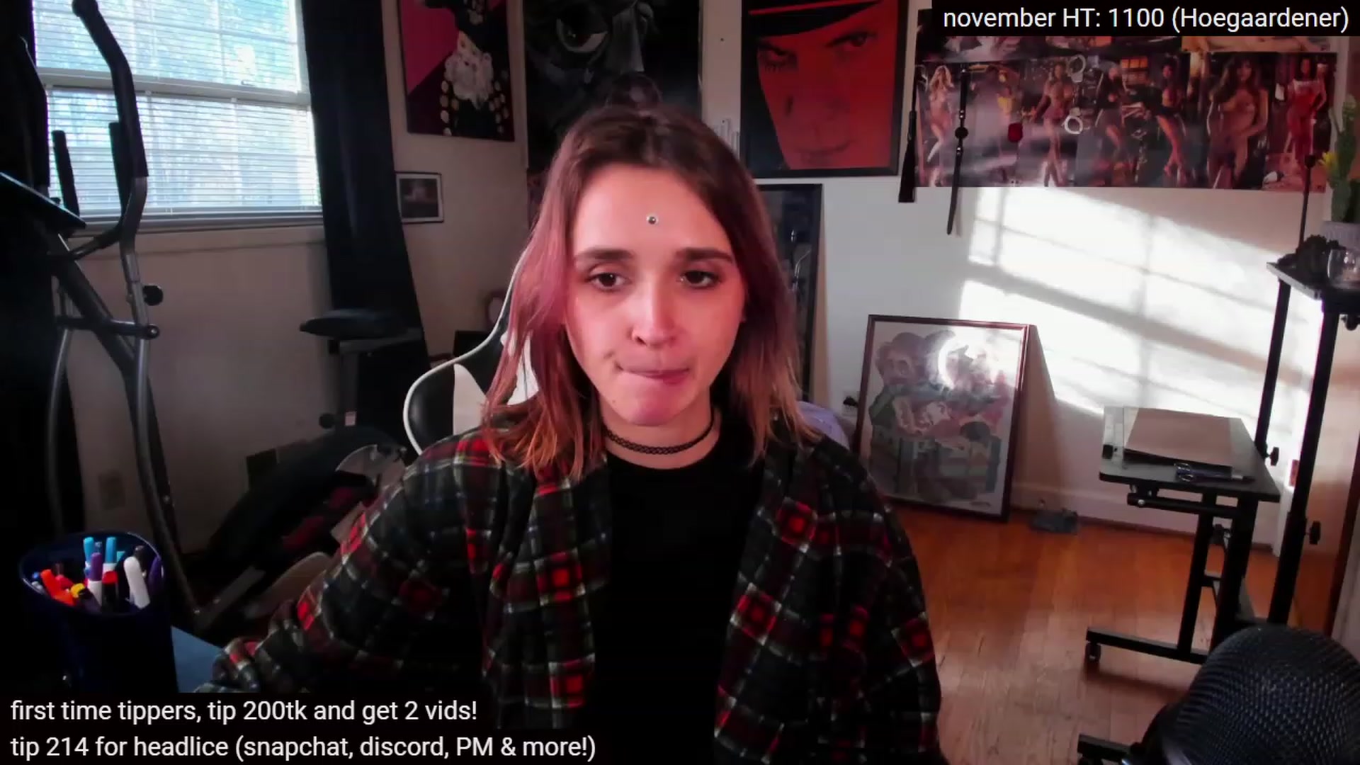 Gallery image thumbnail from sickgrrl's myfreecams stream on, 11/26/2022, 21:43 image 1 of 20