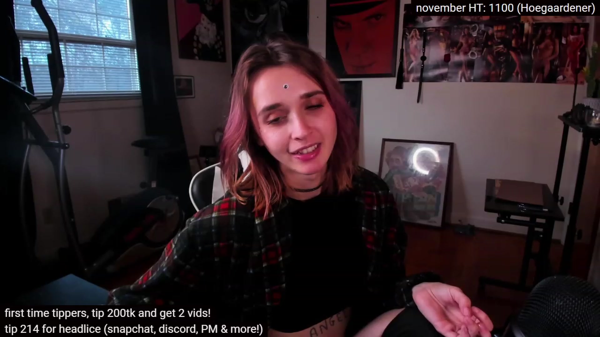 Gallery image thumbnail from sickgrrl's myfreecams stream on, 11/26/2022, 21:43 image 17 of 20