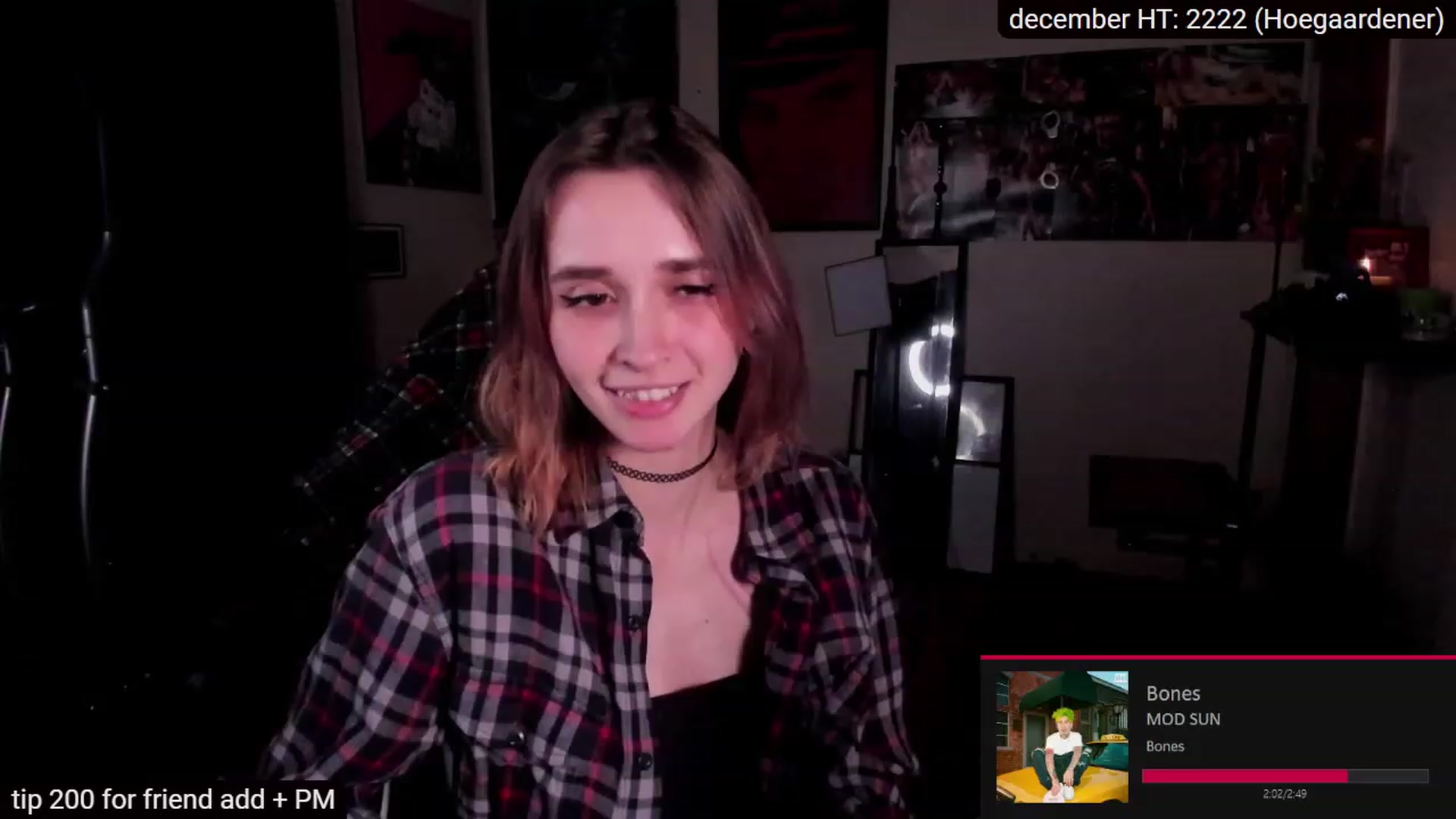 Gallery image thumbnail from sickgrrl's myfreecams stream on, 12/31/2022, 22:56 image 12 of 20