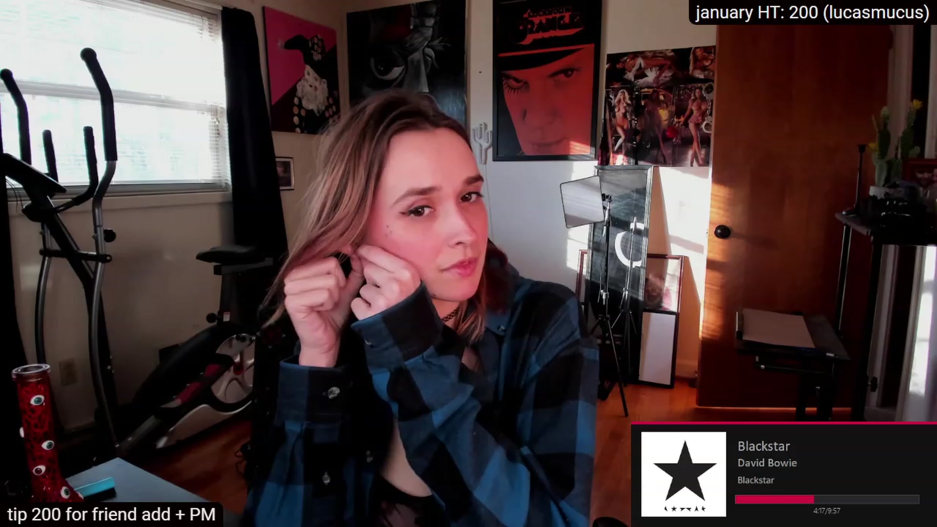 Gallery image thumbnail from sickgrrl's myfreecams stream on, 01/01/2023, 21:03 image 14 of 20