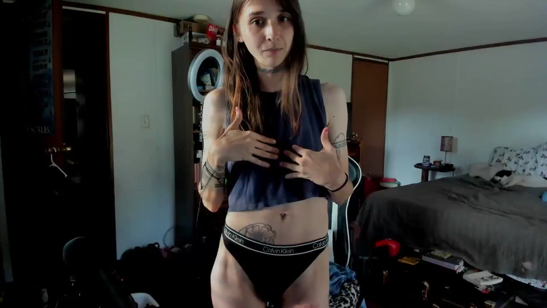 Gallery image thumbnail from sickgrrl's myfreecams stream on, 05/25/2025, 23:56 image 9 of 20