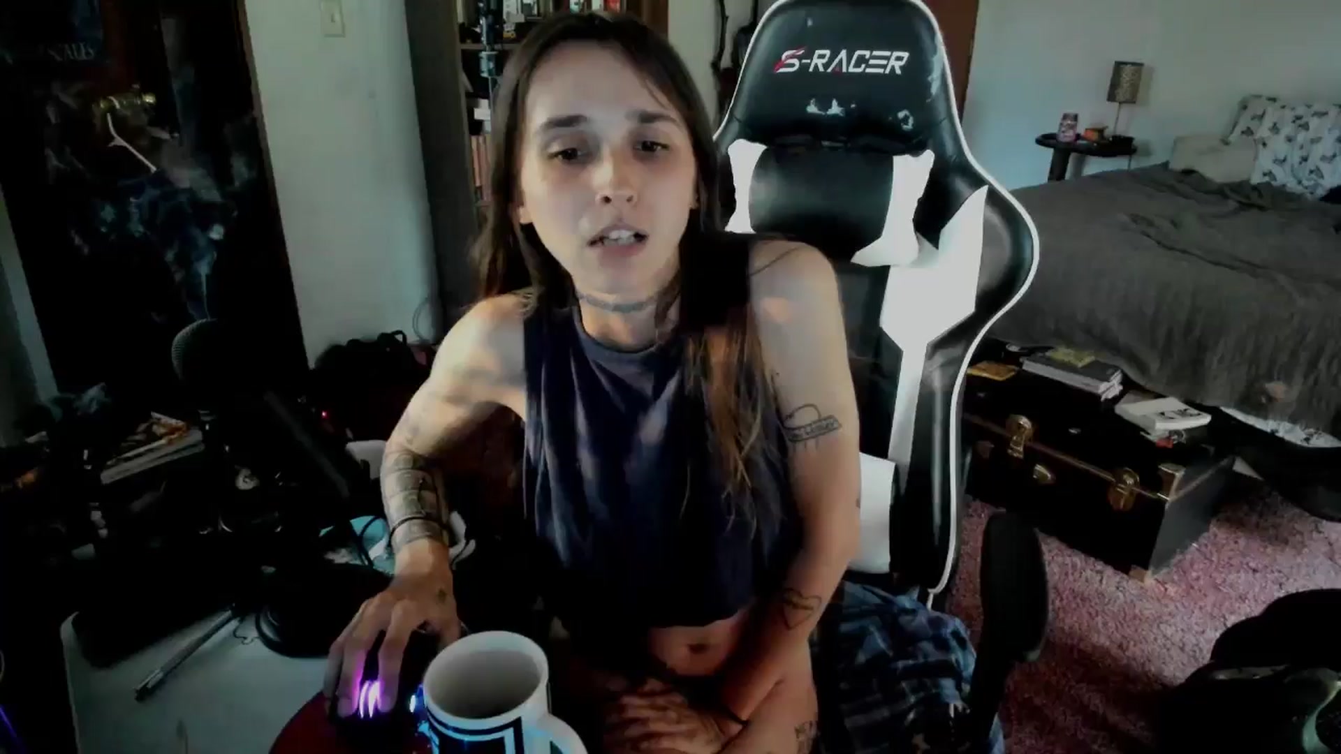 Gallery image thumbnail from sickgrrl's myfreecams stream on, 05/25/2025, 23:56 image 20 of 20