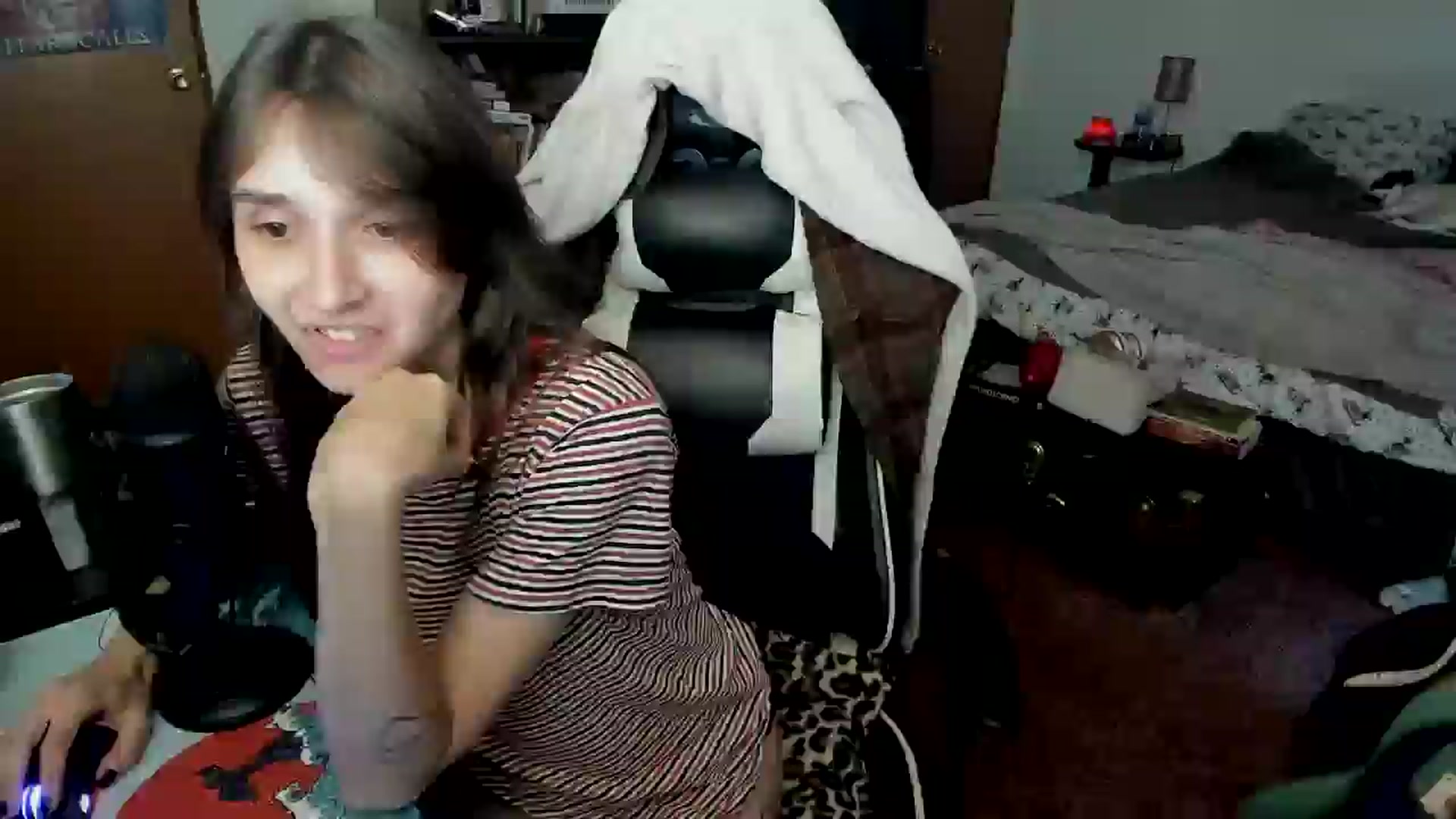 Gallery image thumbnail from sickgrrl's myfreecams stream on, 06/09/2025, 24:44 image 15 of 20