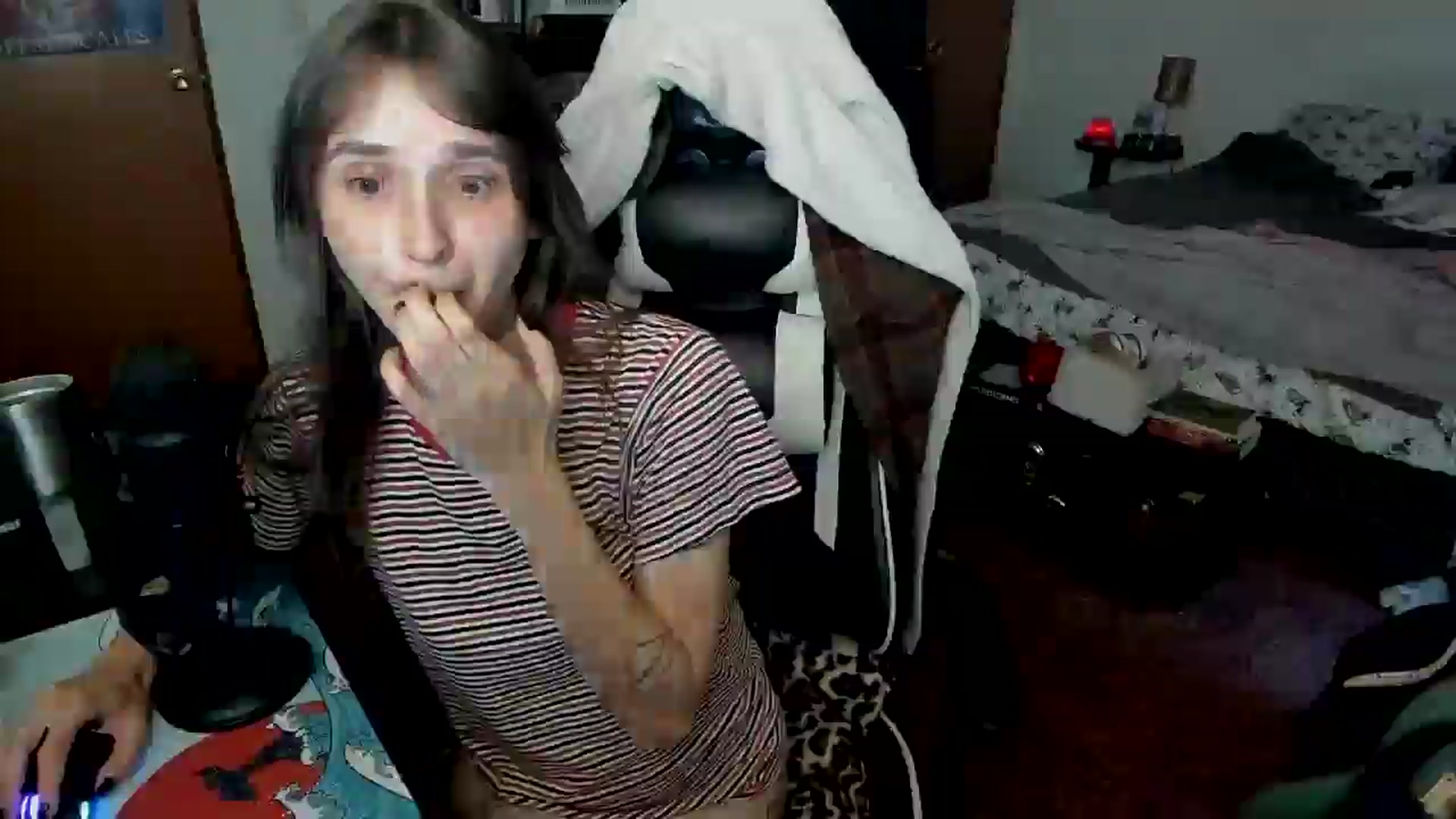 Gallery image thumbnail from sickgrrl's myfreecams stream on, 06/09/2025, 24:44 image 10 of 20