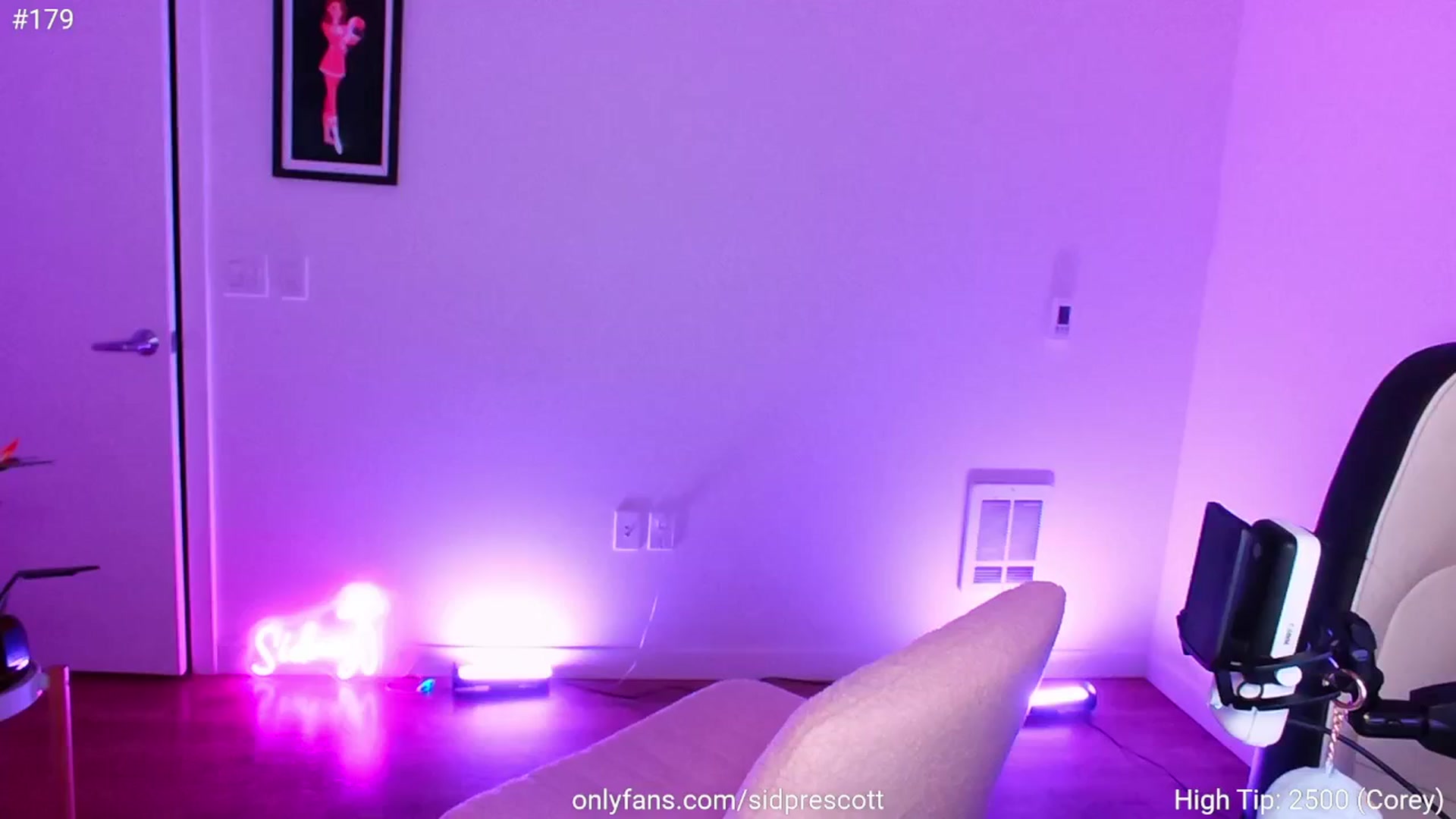 Gallery image thumbnail from sid_ney's myfreecams stream on, 04/27/2025, 04:35 image 13 of 20