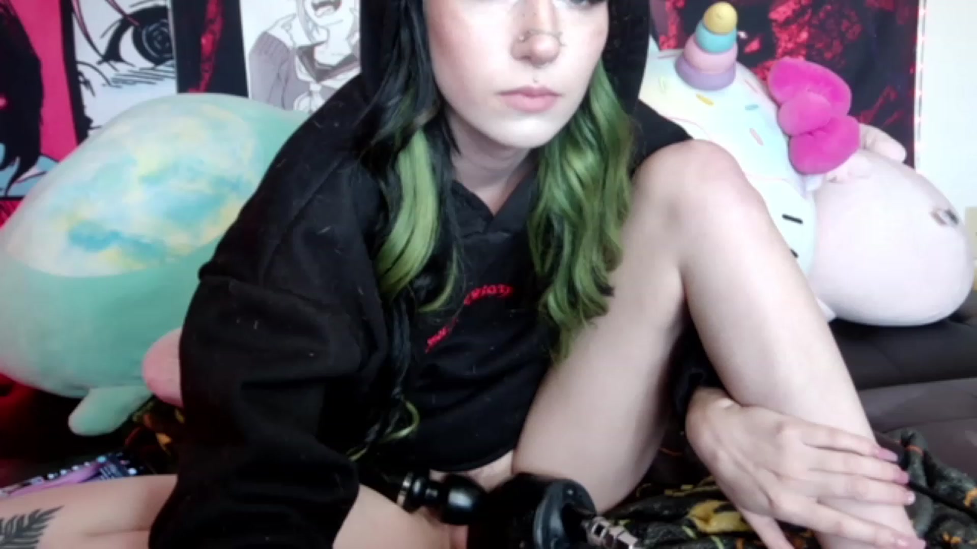 Gallery image thumbnail from sierramiszt's myfreecams stream on, 12/27/2022, 20:00 image 13 of 20