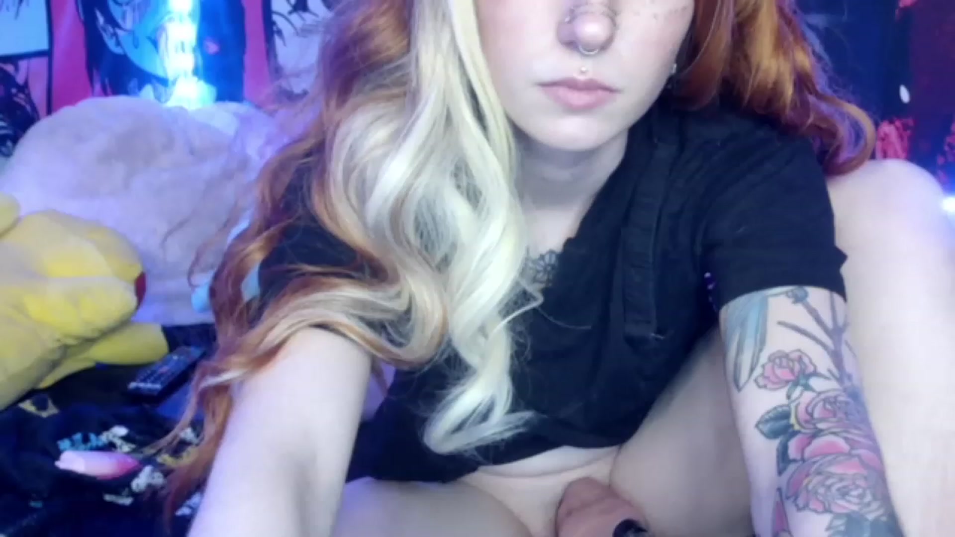 Gallery image thumbnail from sierramiszt's myfreecams stream on, 02/16/2023, 06:11 image 2 of 20