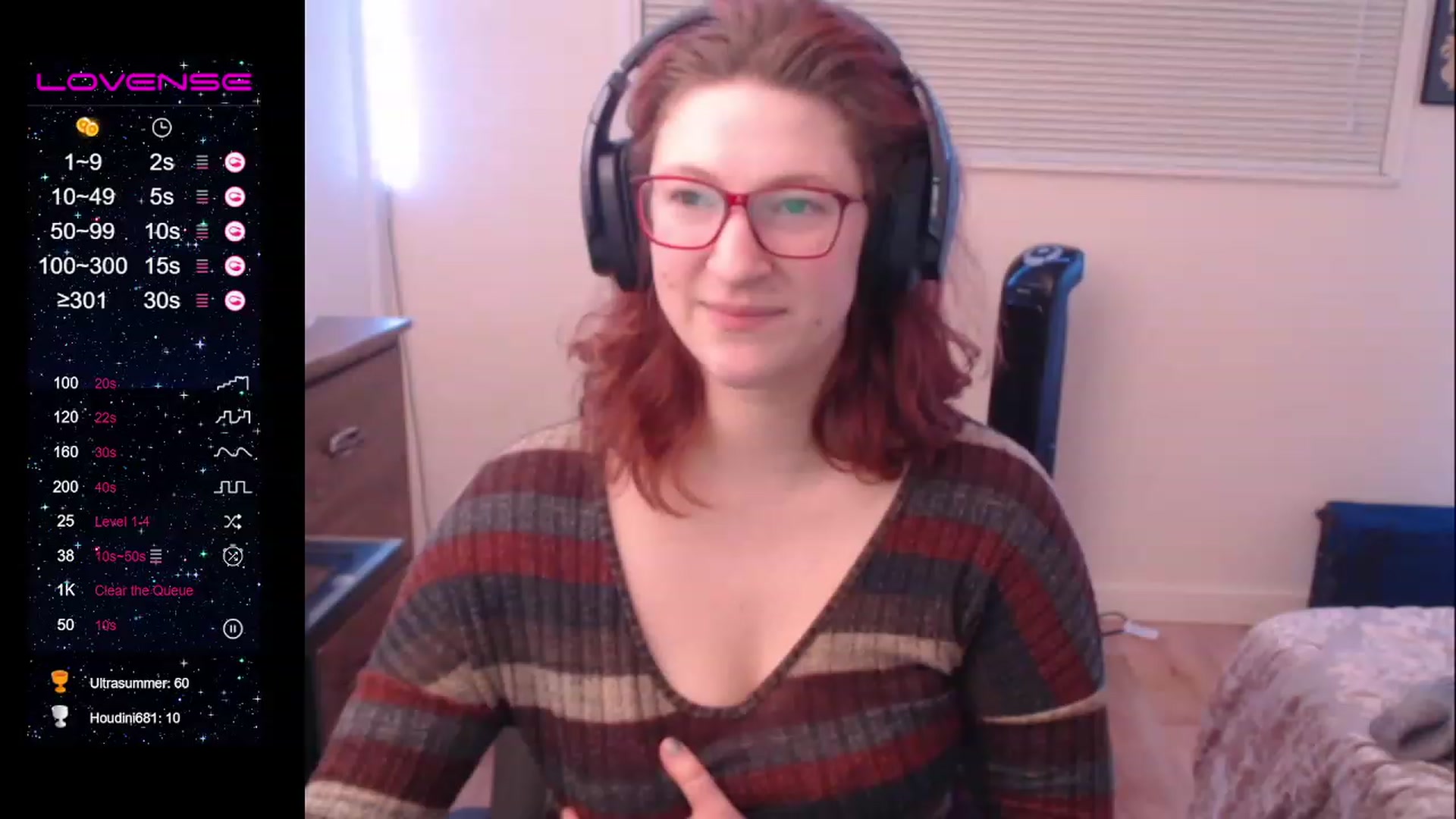 Gallery image thumbnail from sillysluttduh's myfreecams stream on, 12/18/2022, 01:22 image 11 of 20