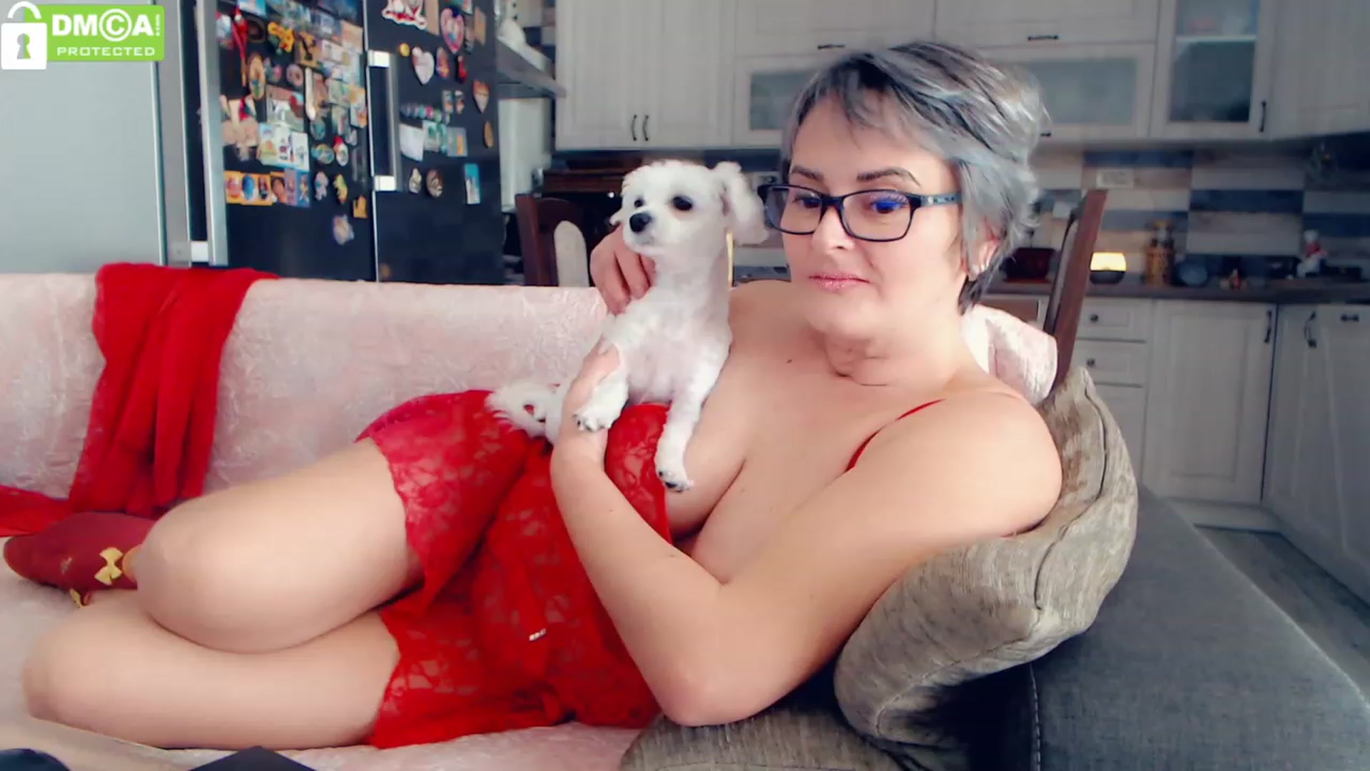 Gallery image thumbnail from silverjewel's myfreecams stream on, 11/15/2022, 10:51 image 16 of 20