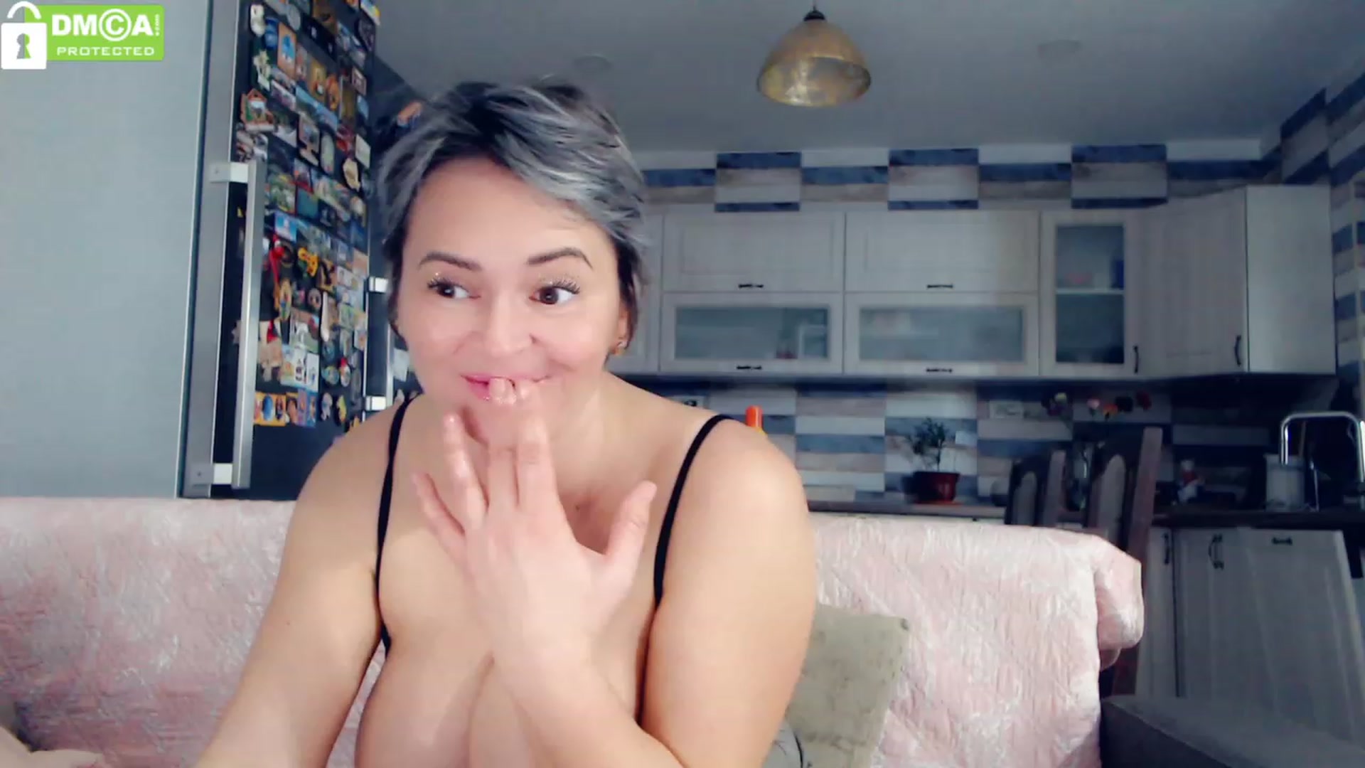 Gallery image thumbnail from silverjewel's myfreecams stream on, 11/17/2022, 11:18 image 7 of 20
