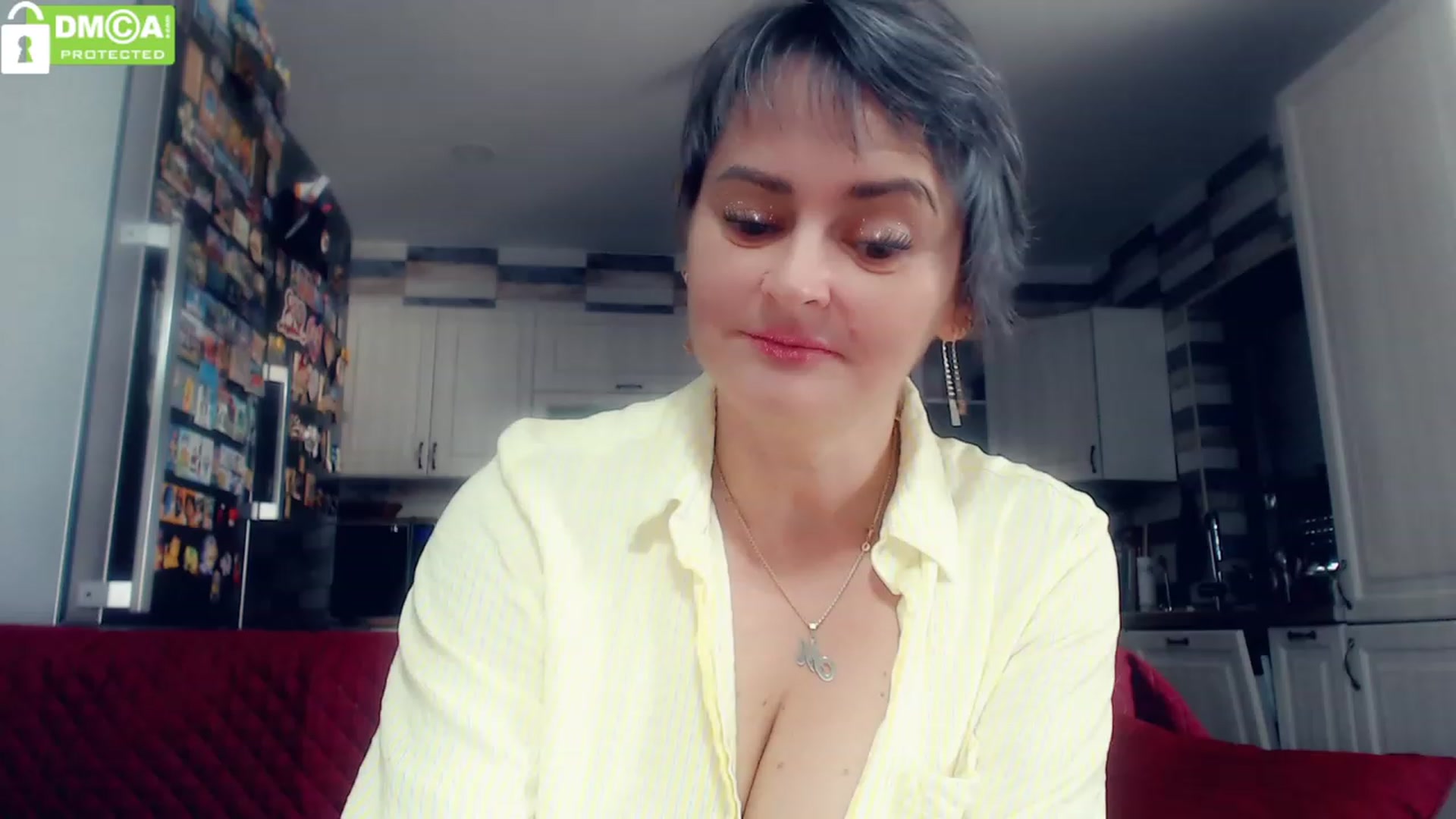 Gallery image thumbnail from silverjewel's myfreecams stream on, 12/15/2022, 09:35 image 7 of 20