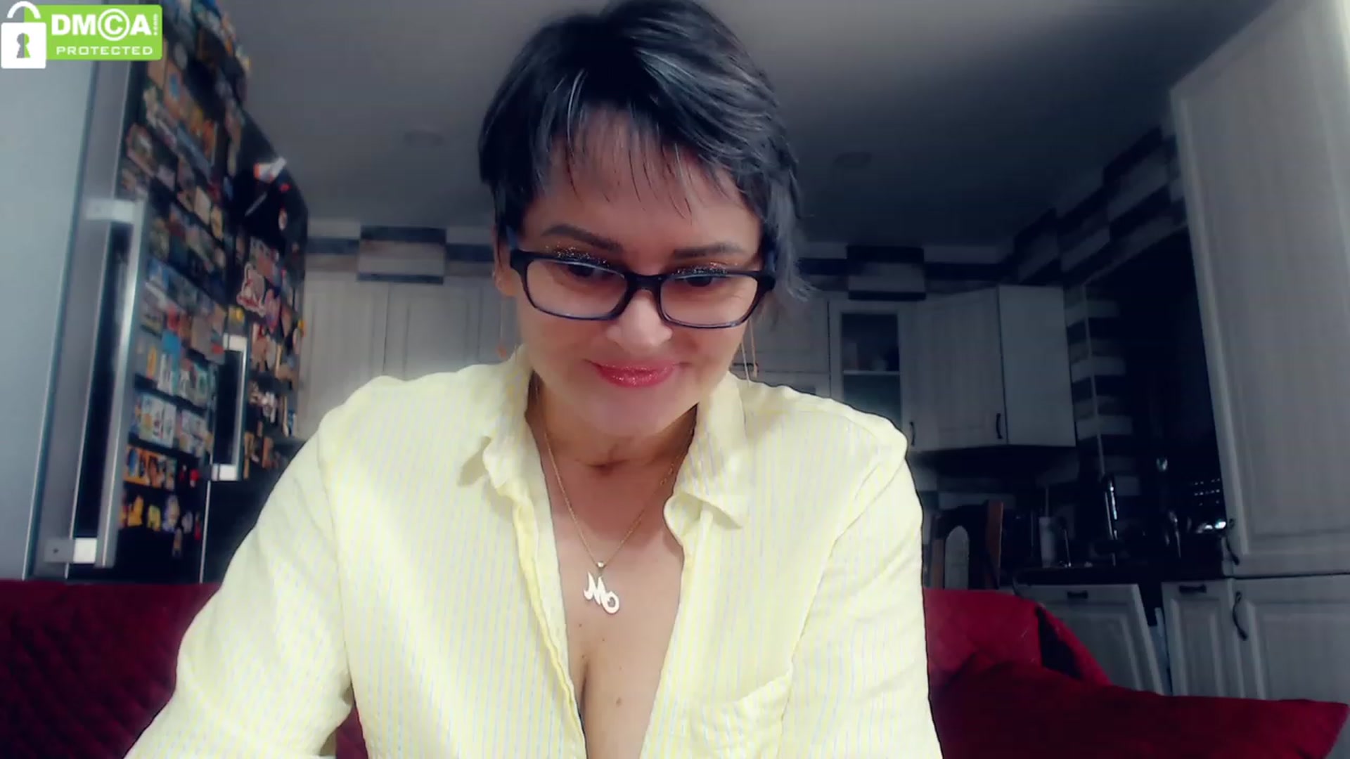 Gallery image thumbnail from silverjewel's myfreecams stream on, 12/15/2022, 09:35 image 4 of 20