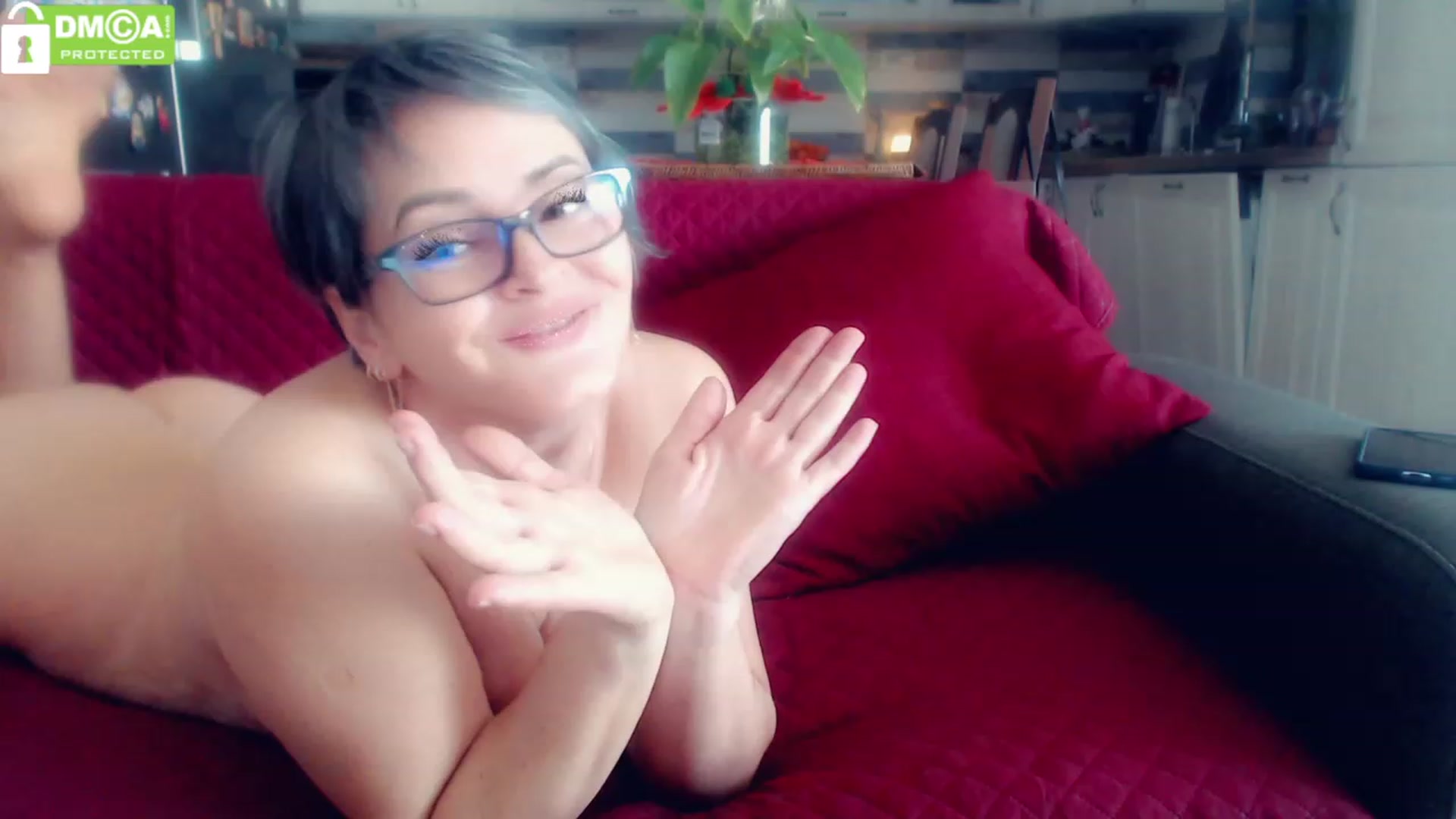 Gallery image thumbnail from silverjewel's myfreecams stream on, 12/15/2022, 10:50 image 17 of 20