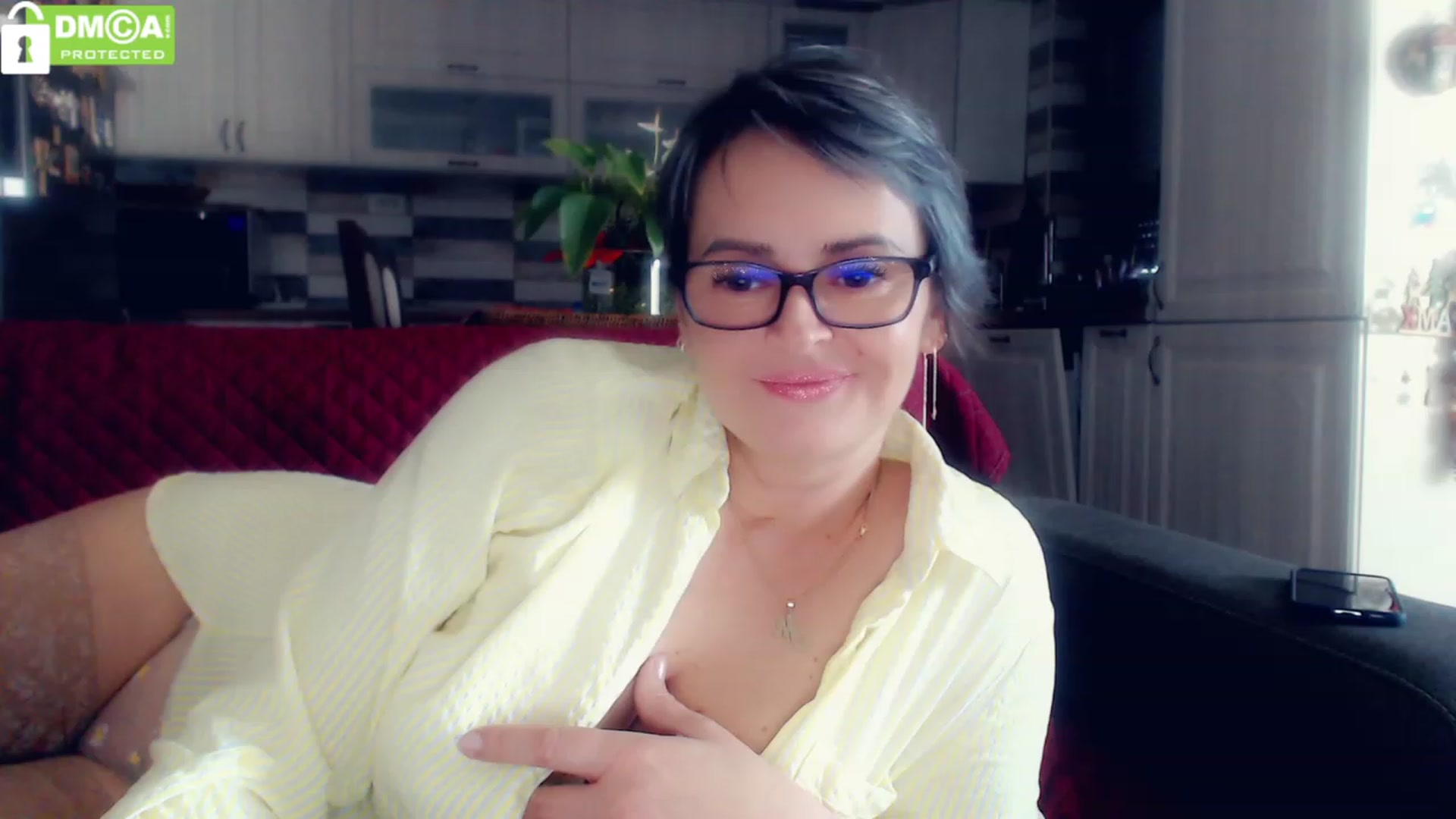 Gallery image thumbnail from silverjewel's myfreecams stream on, 12/15/2022, 10:50 image 2 of 20