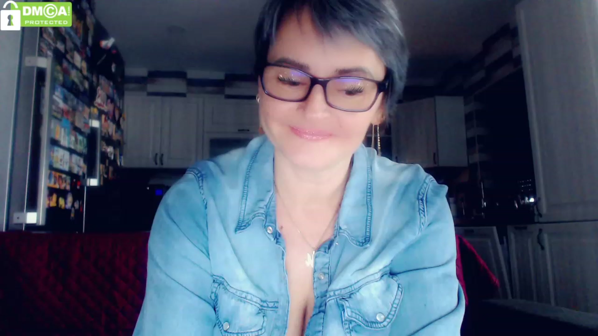 Gallery image thumbnail from silverjewel's myfreecams stream on, 12/16/2022, 10:07 image 16 of 20