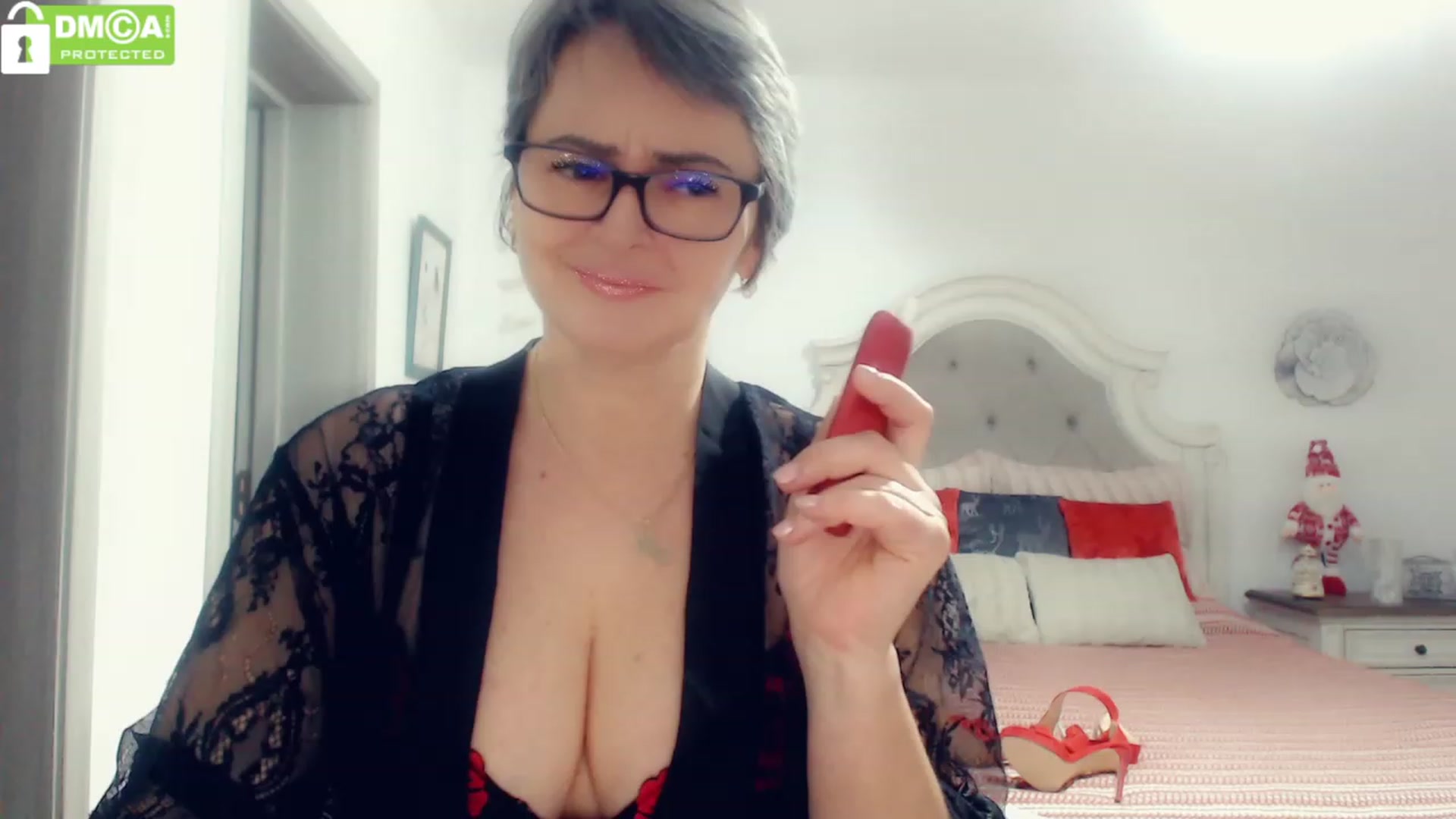 Gallery image thumbnail from silverjewel's myfreecams stream on, 12/18/2022, 09:26 image 16 of 20