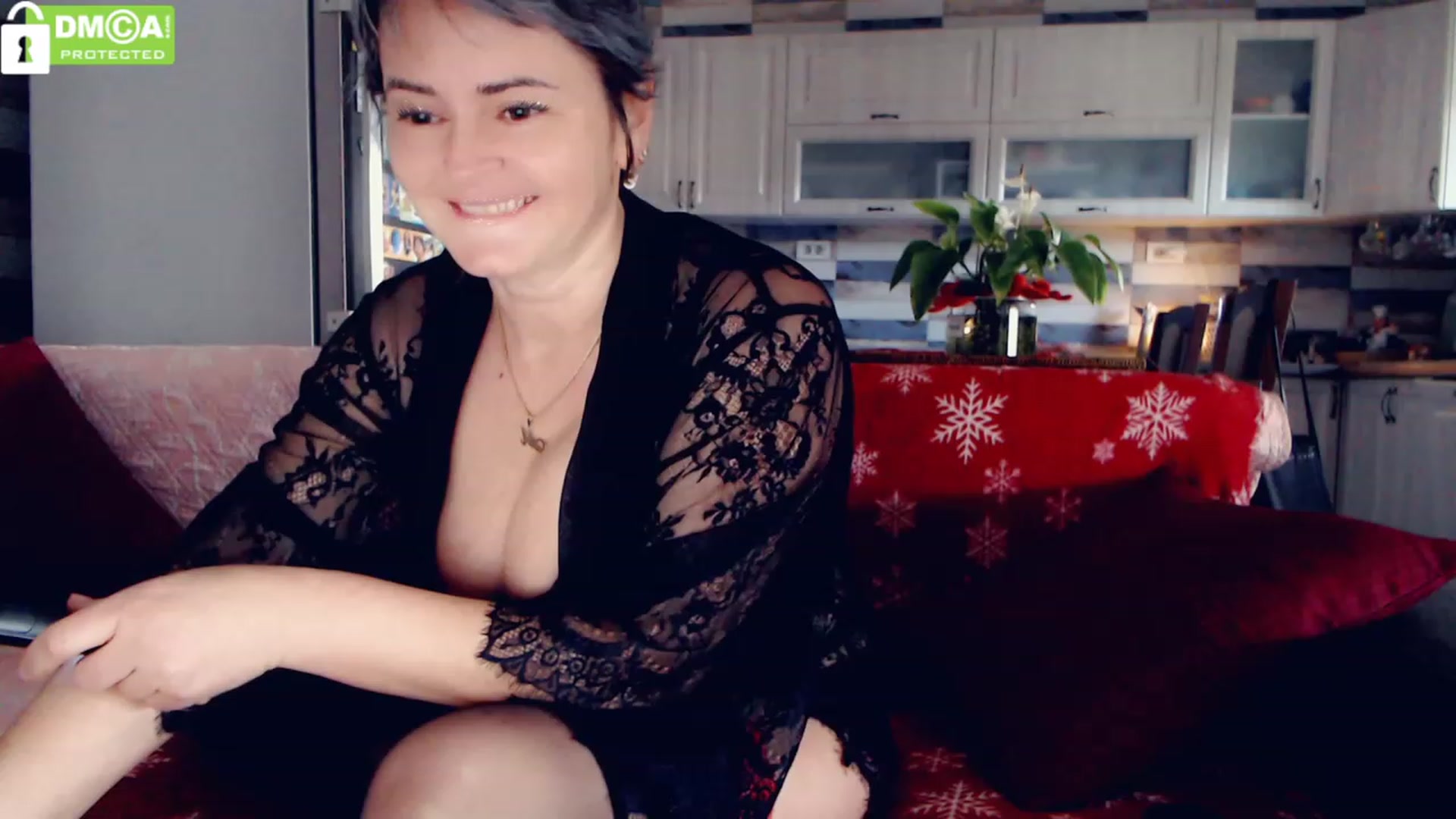 Gallery image thumbnail from silverjewel's myfreecams stream on, 12/18/2022, 10:02 image 11 of 20