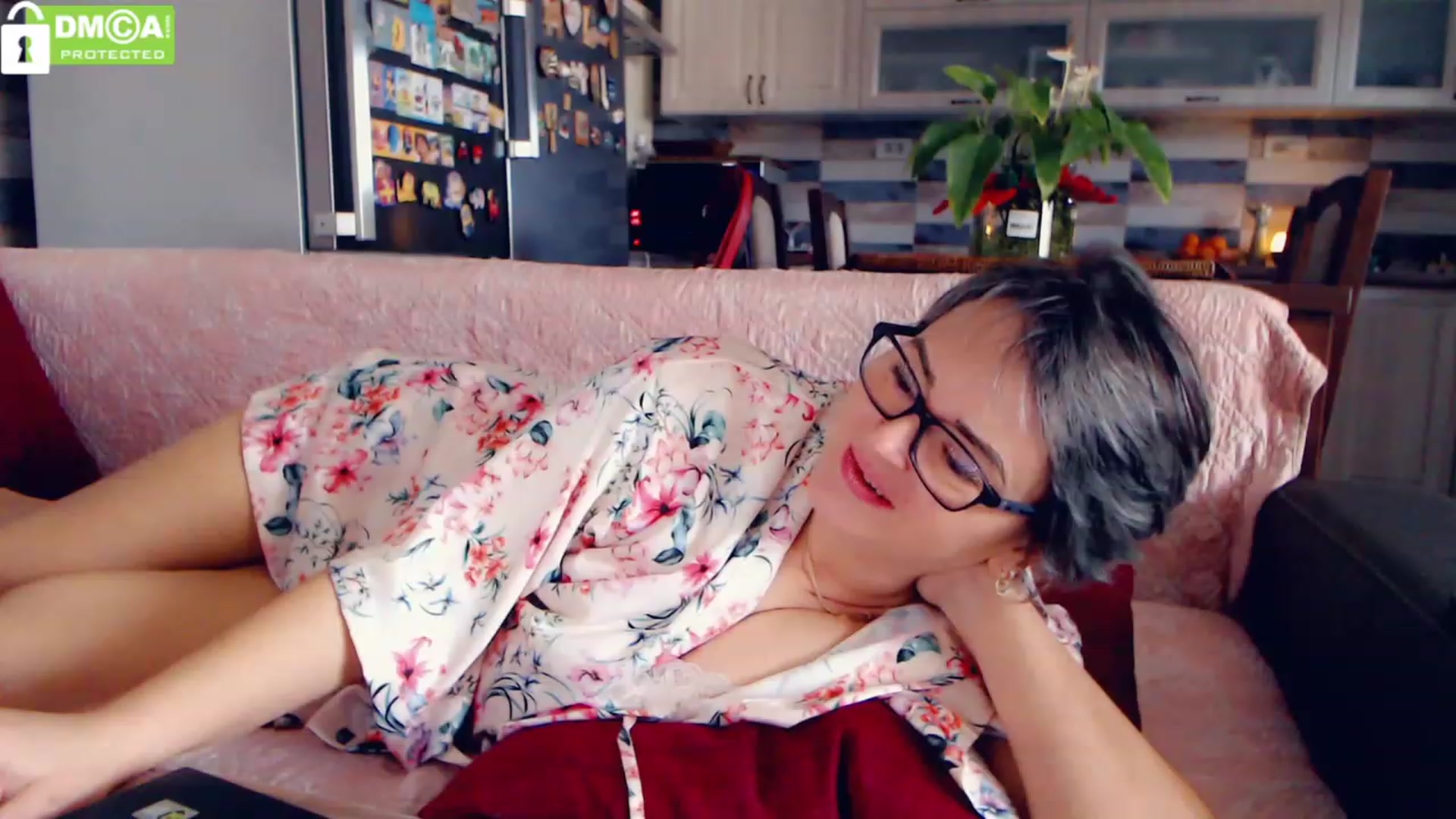 Gallery image thumbnail from silverjewel's myfreecams stream on, 12/20/2022, 10:12 image 6 of 20