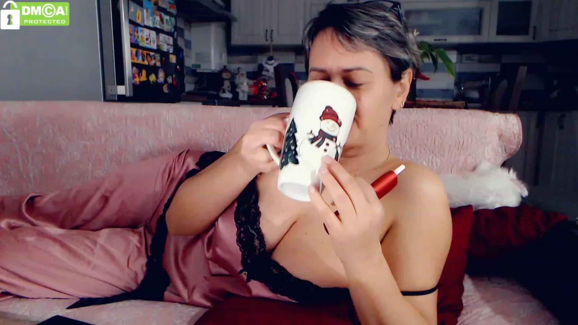 Gallery image thumbnail from silverjewel's myfreecams stream on, 12/27/2022, 09:50 image 3 of 20