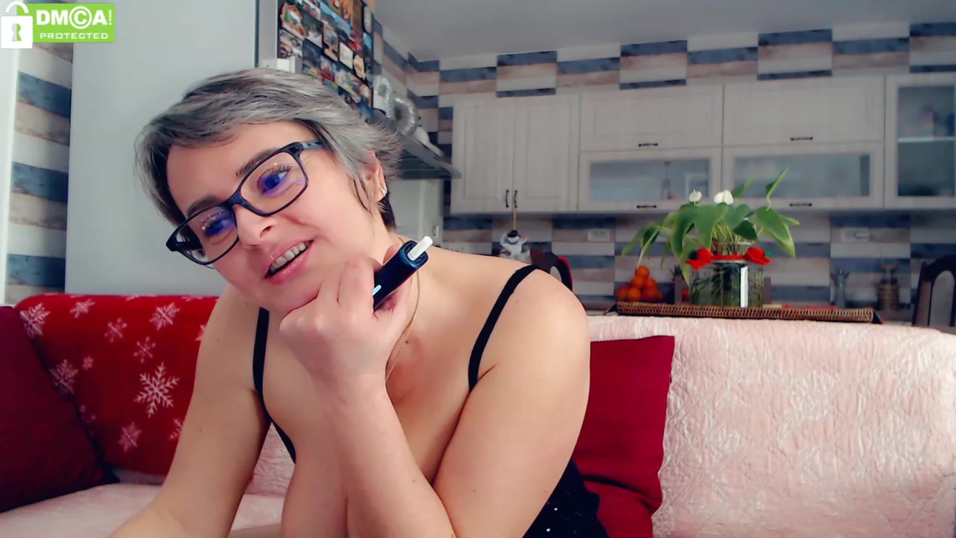 Gallery image thumbnail from silverjewel's myfreecams stream on, 12/30/2022, 11:55 image 18 of 20