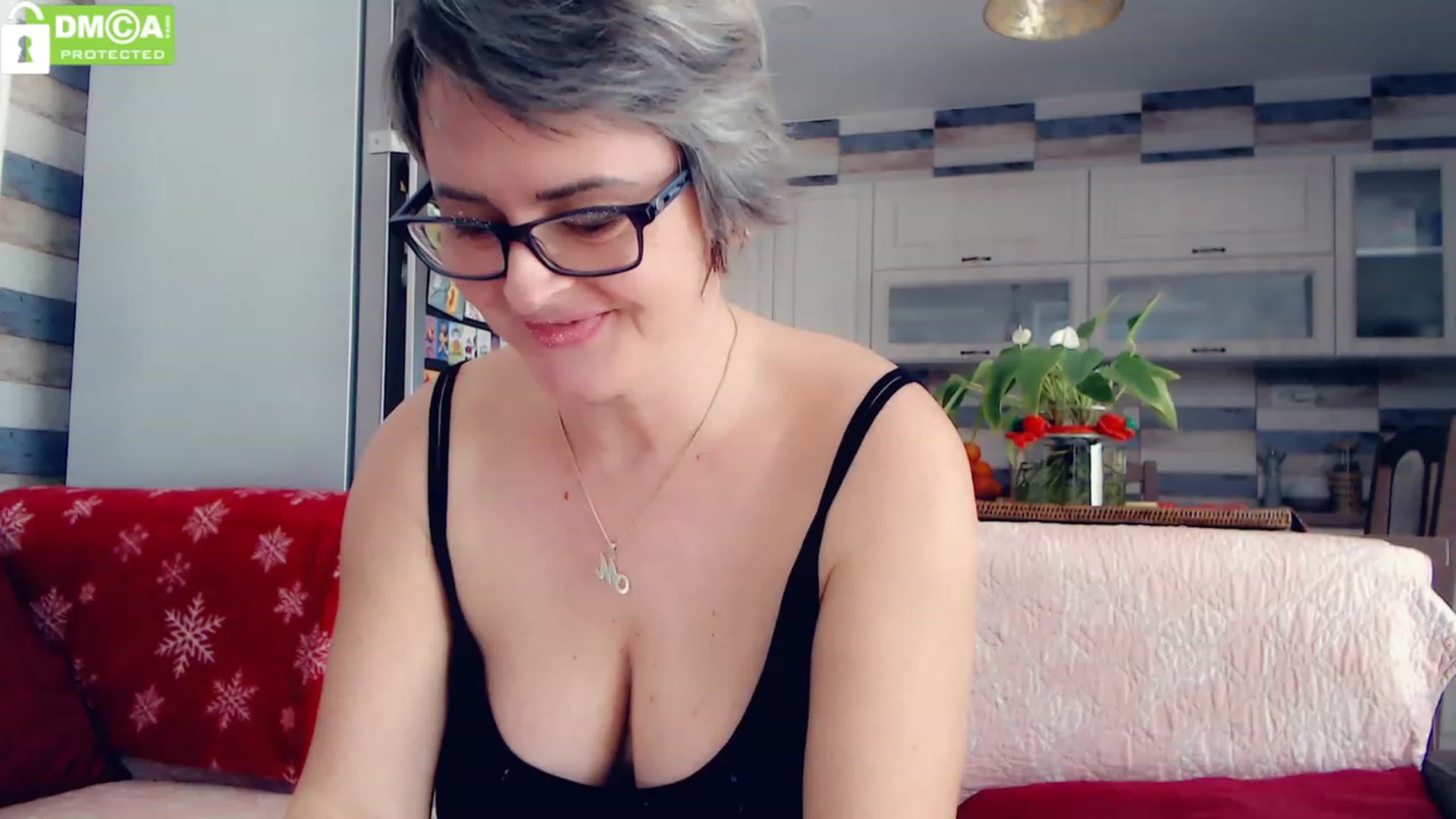 Gallery image thumbnail from silverjewel's myfreecams stream on, 12/30/2022, 11:55 image 1 of 20