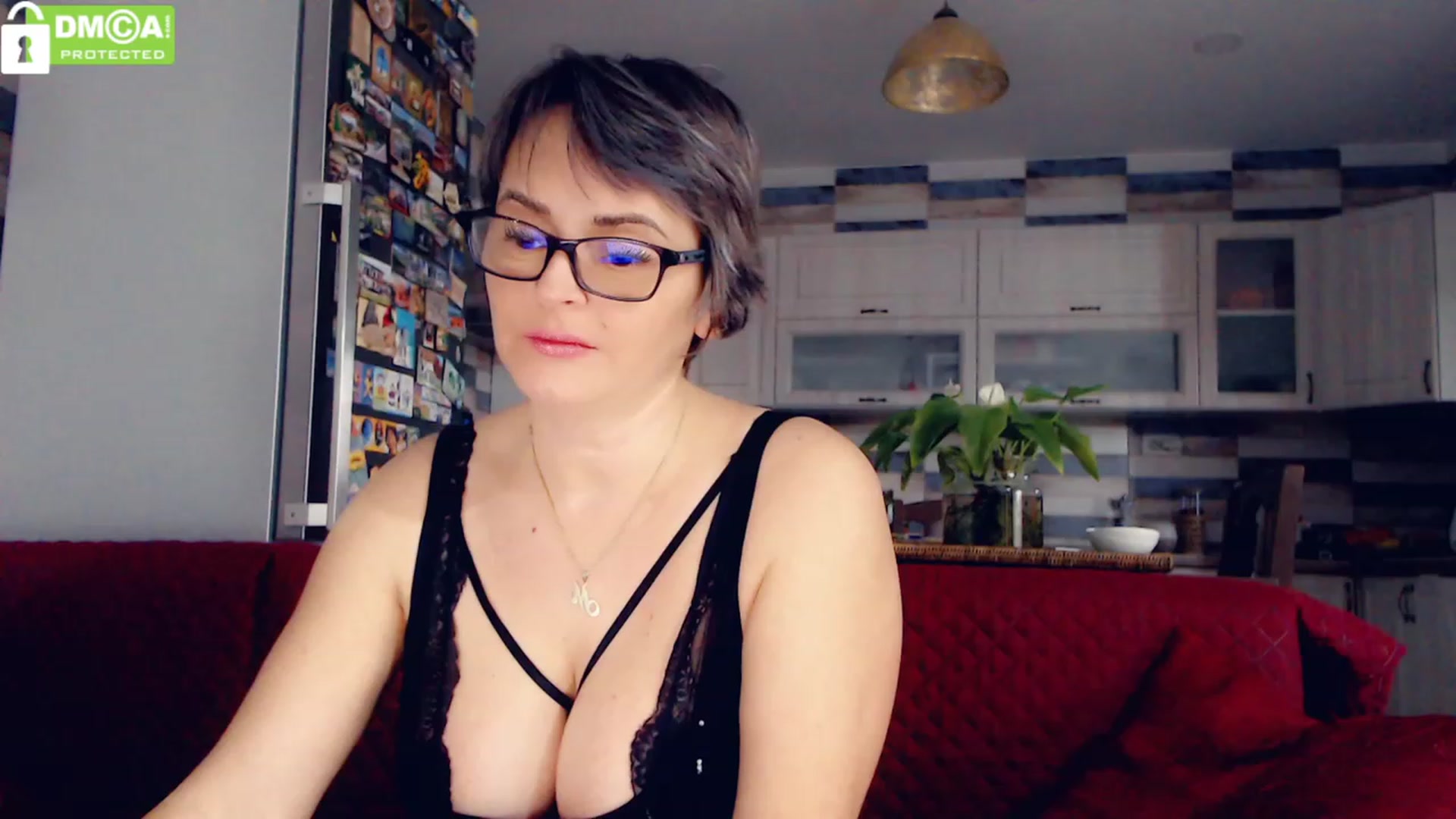 Gallery image thumbnail from silverjewel's myfreecams stream on, 01/17/2023, 07:30 image 1 of 20