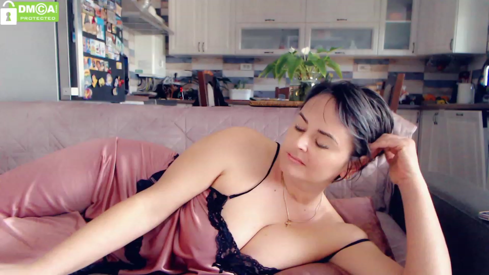 Gallery image thumbnail from silverjewel's myfreecams stream on, 01/18/2023, 09:59 image 15 of 20