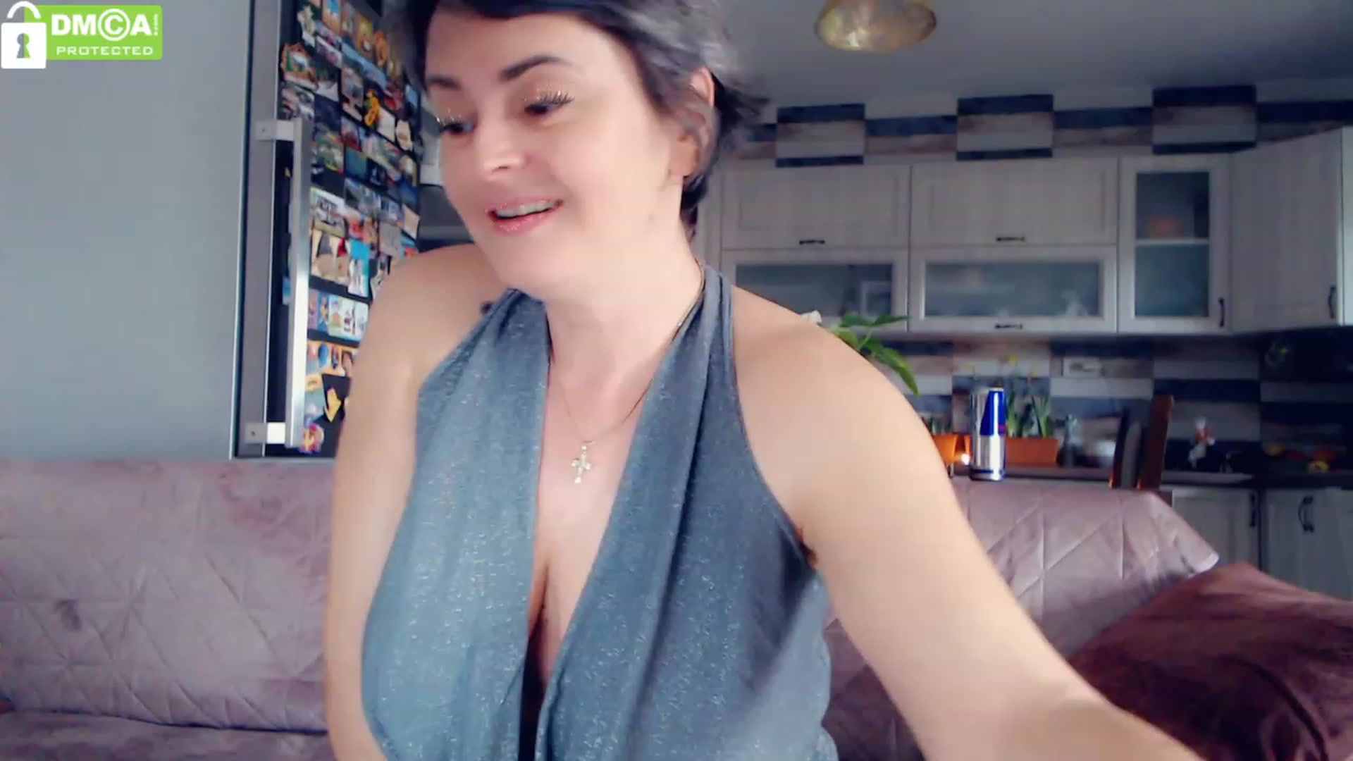 Gallery image thumbnail from silverjewel's myfreecams stream on, 01/20/2023, 10:19 image 4 of 20