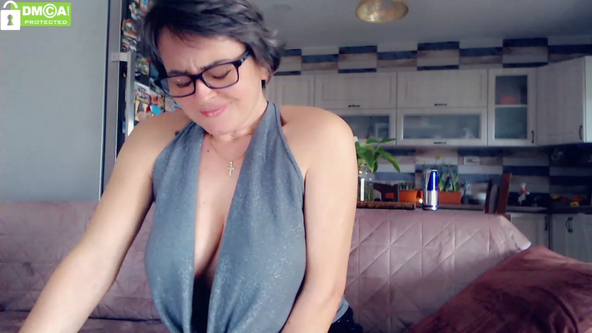 Gallery image thumbnail from silverjewel's myfreecams stream on, 01/20/2023, 10:19 image 8 of 20