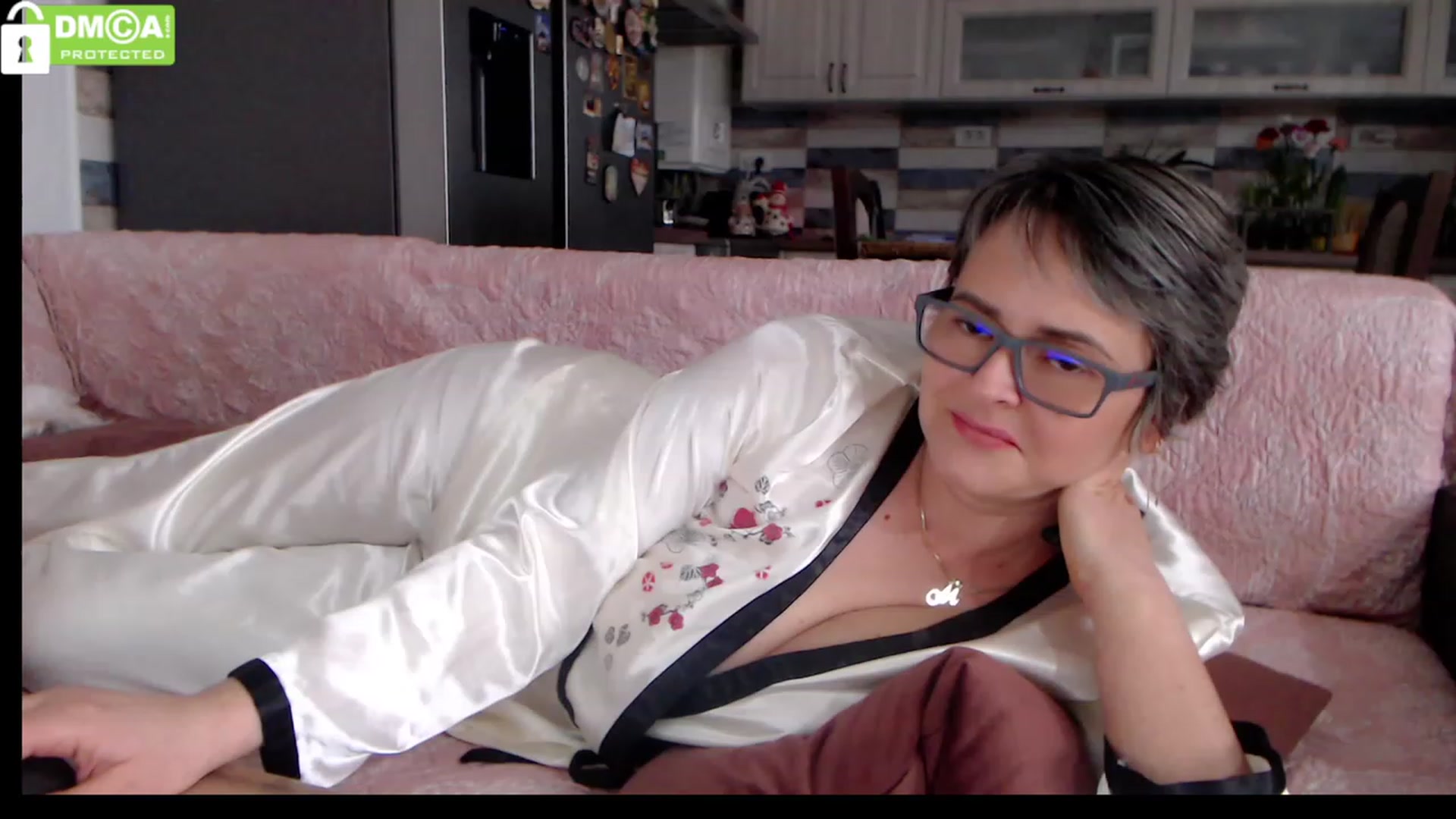 Gallery image thumbnail from silverjewel's myfreecams stream on, 03/16/2023, 09:33 image 8 of 20