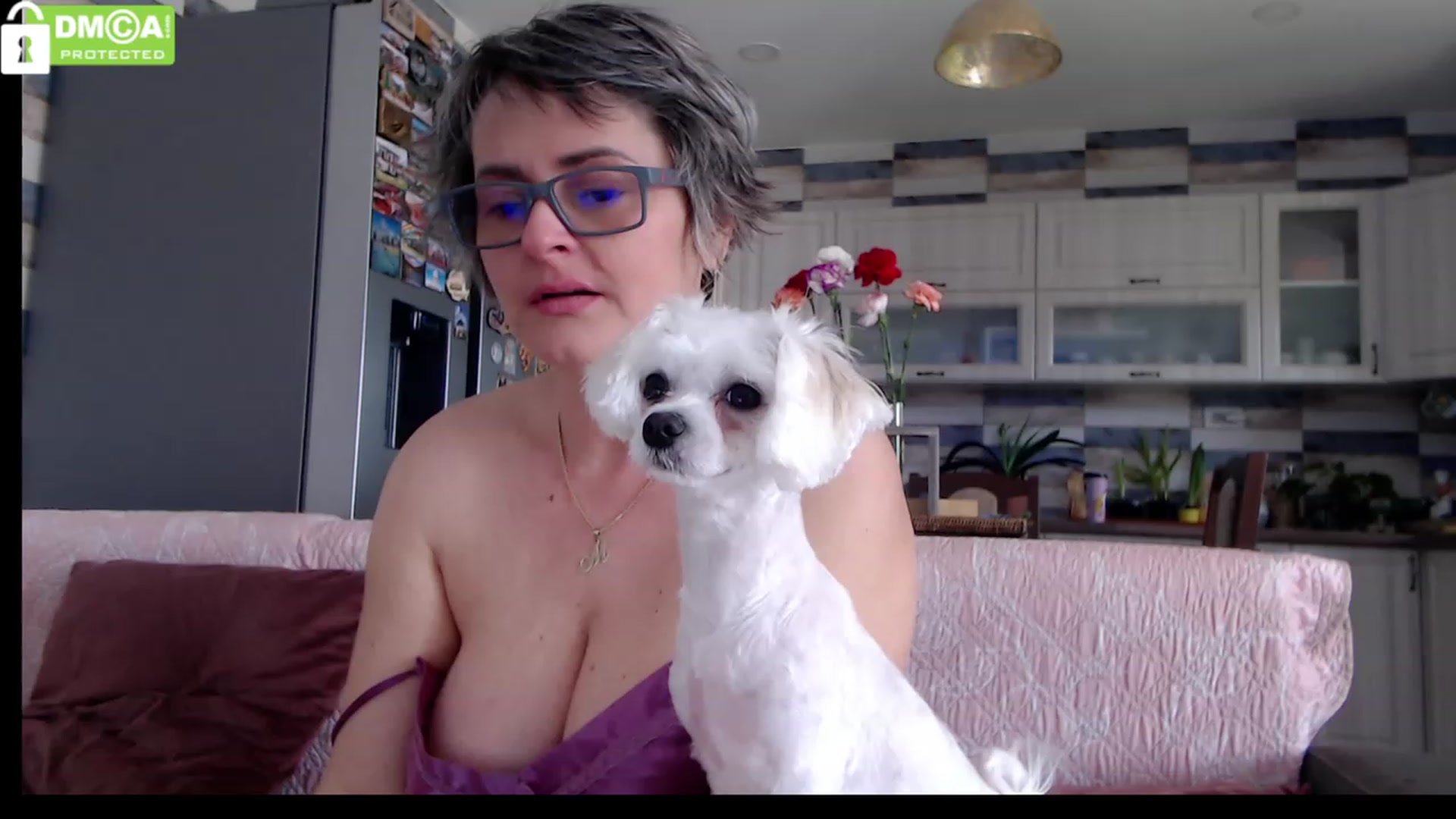Gallery image thumbnail from silverjewel's myfreecams stream on, 03/17/2023, 11:28 image 10 of 20