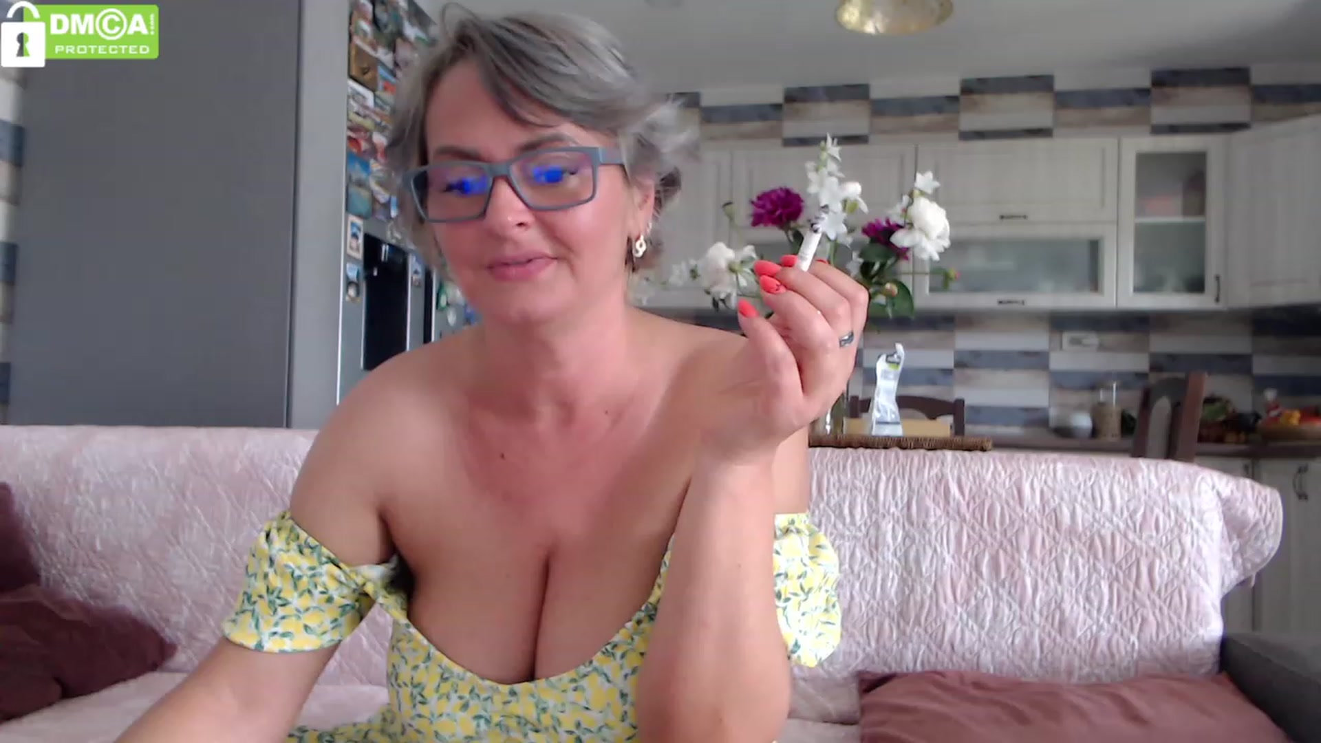 Gallery image thumbnail from silverjewel's myfreecams stream on, 05/30/2023, 11:27 image 12 of 20