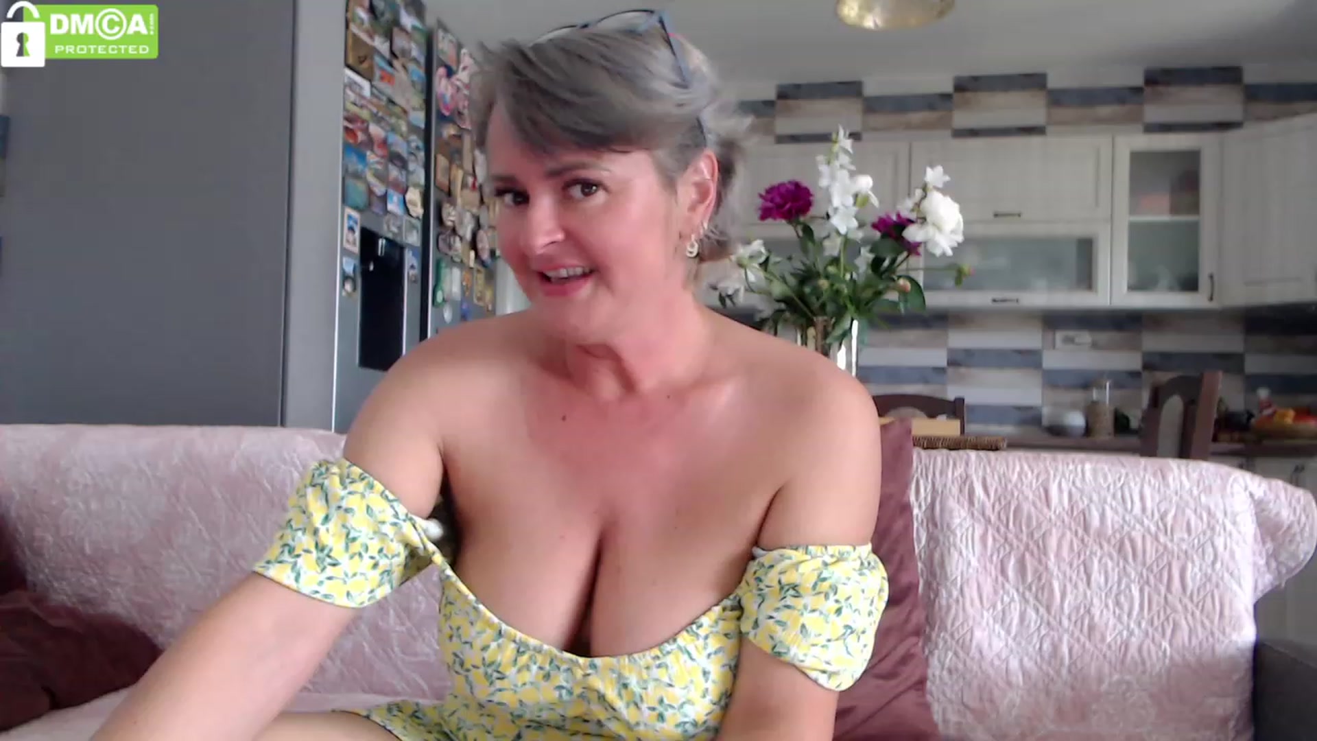 Gallery image thumbnail from silverjewel's myfreecams stream on, 05/30/2023, 11:27 image 7 of 20