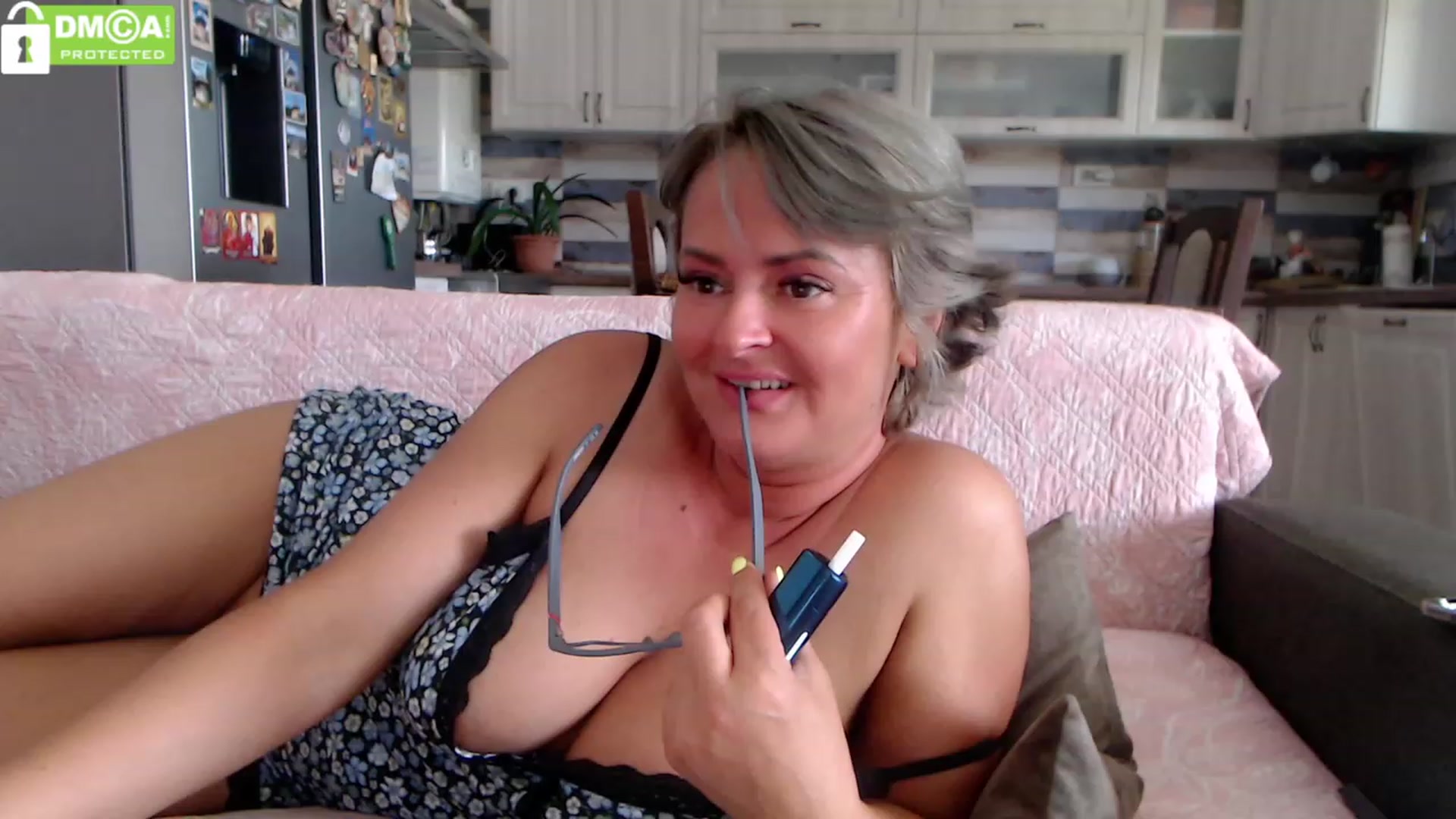 Gallery image thumbnail from silverjewel's myfreecams stream on, 06/20/2023, 11:45 image 11 of 20
