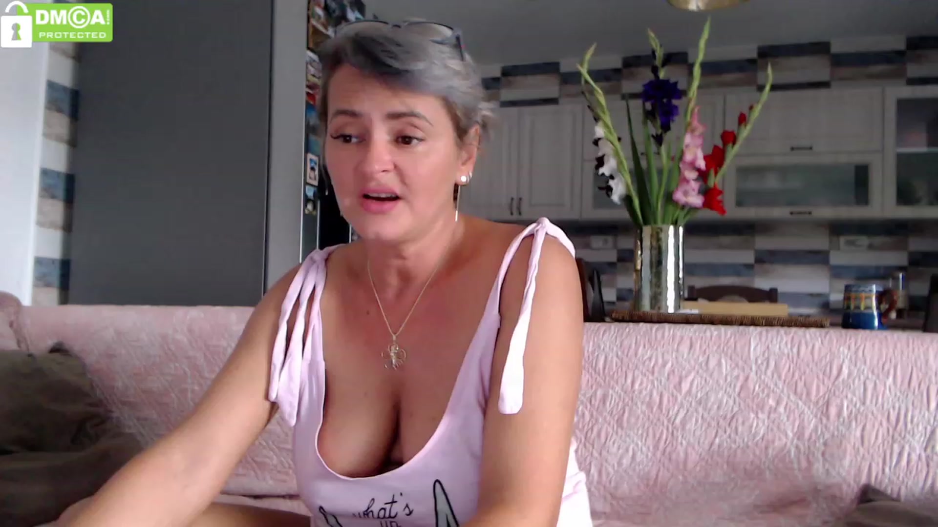 Gallery image thumbnail from silverjewel's myfreecams stream on, 07/13/2023, 11:38 image 17 of 20