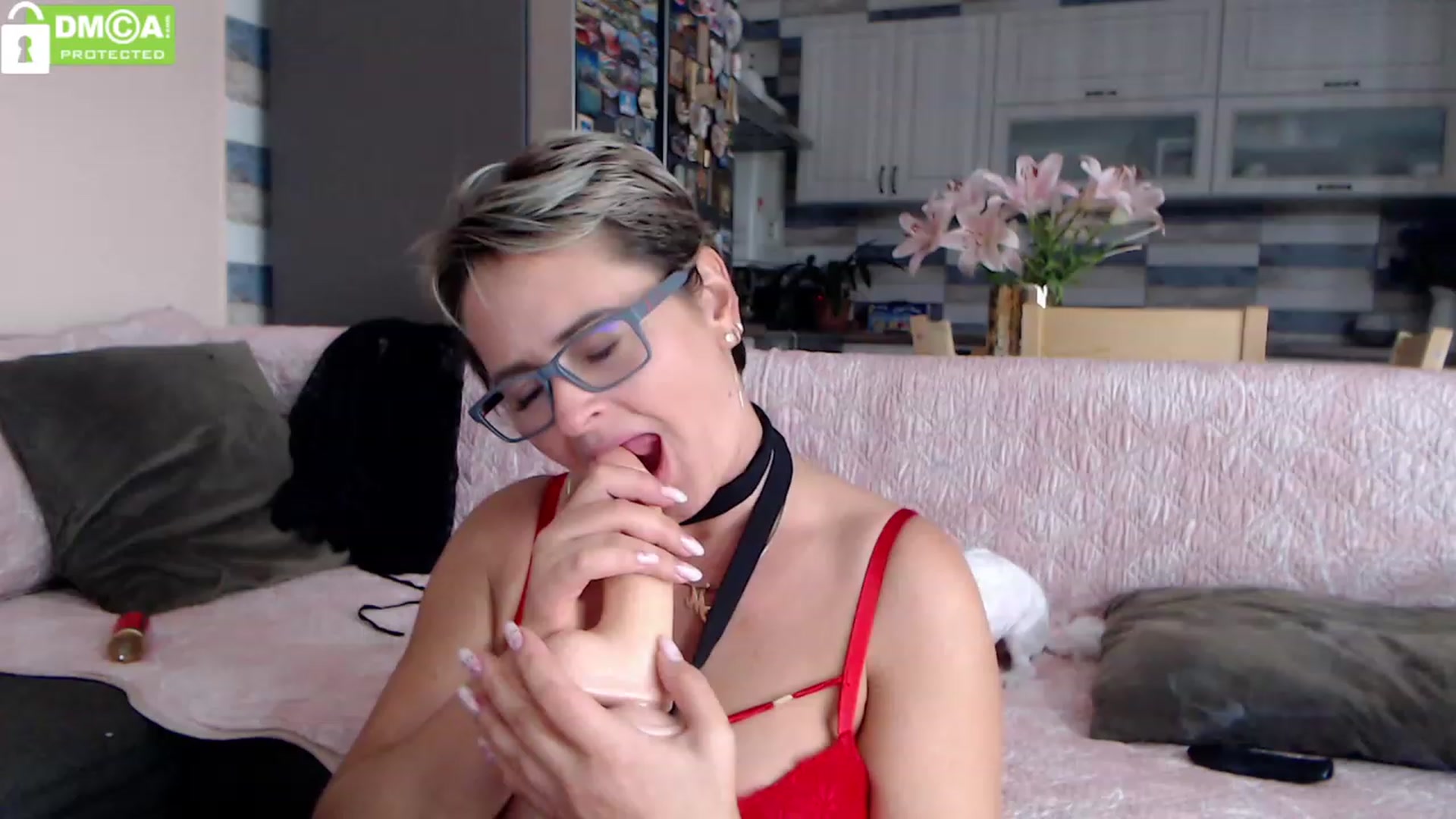 Gallery image thumbnail from silverjewel's myfreecams stream on, 09/16/2023, 12:21 image 10 of 20