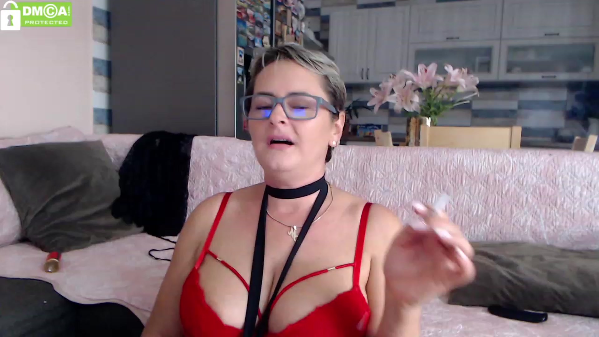 Gallery image thumbnail from silverjewel's myfreecams stream on, 09/16/2023, 12:21 image 14 of 20