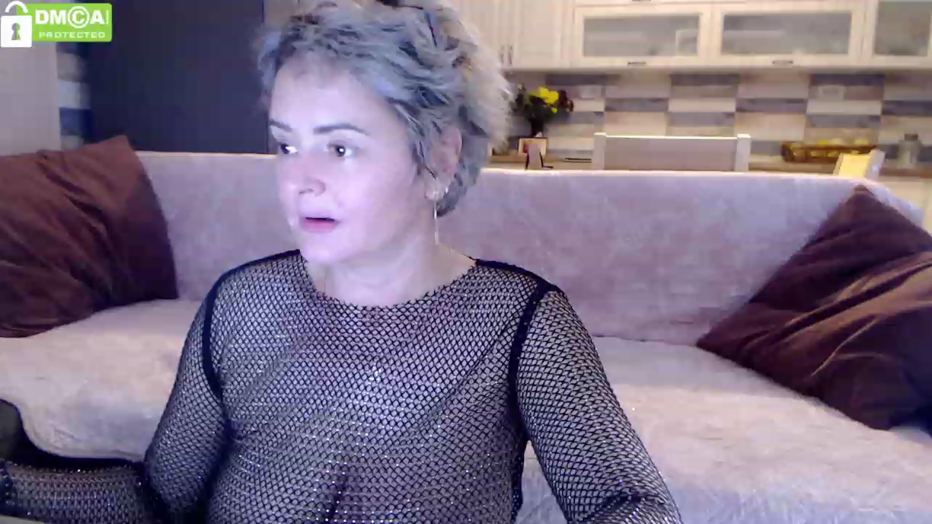 Gallery image thumbnail from silverjewel's myfreecams stream on, 11/14/2023, 13:02 image 16 of 20