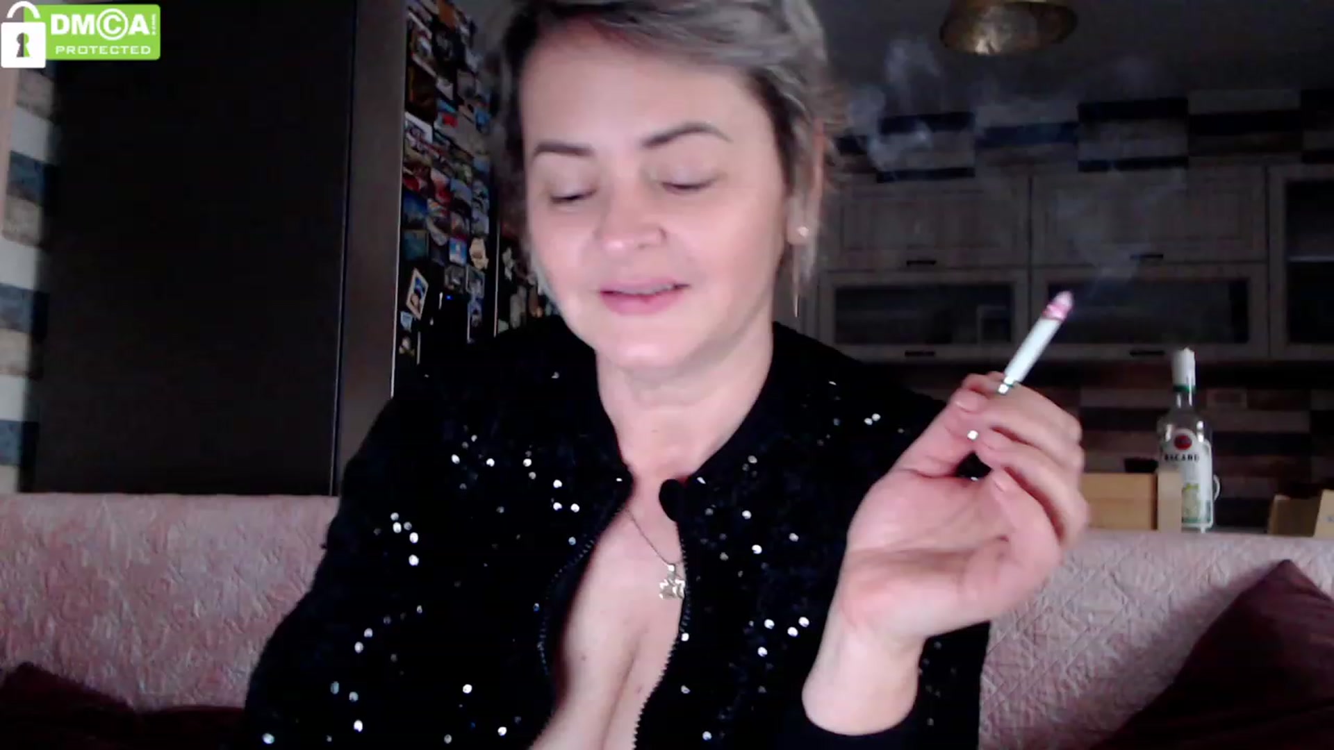 Gallery image thumbnail from silverjewel's myfreecams stream on, 12/05/2023, 13:37 image 7 of 20