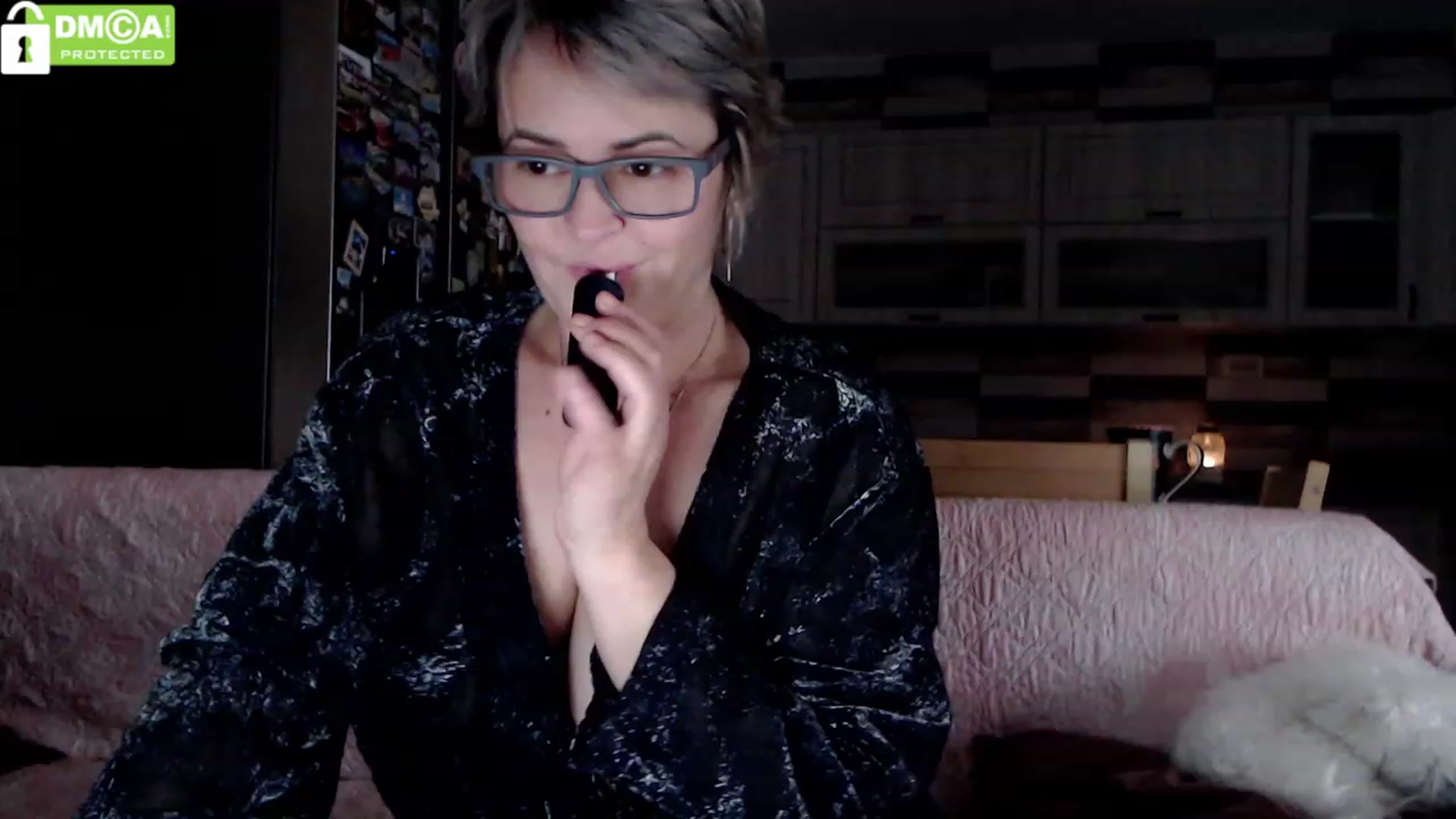 Gallery image thumbnail from silverjewel's myfreecams stream on, 12/05/2023, 13:37 image 15 of 20