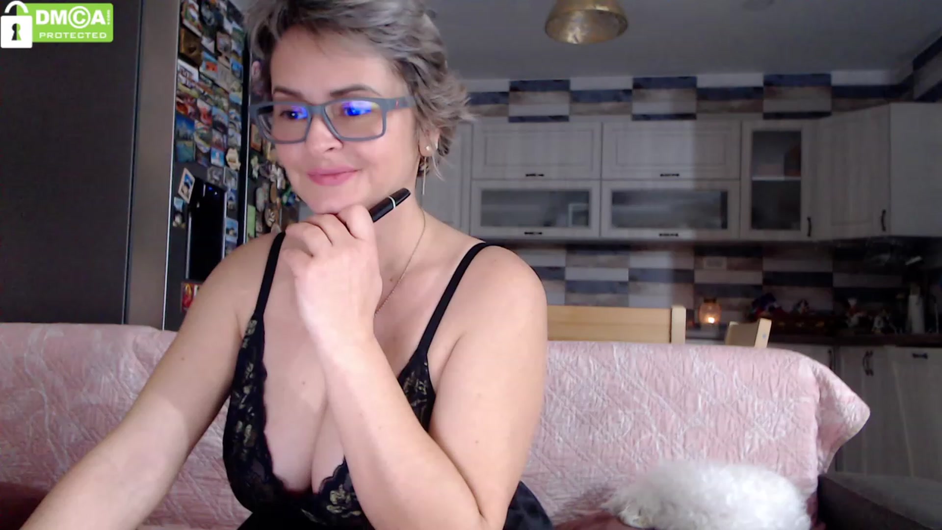 Gallery image thumbnail from silverjewel's myfreecams stream on, 12/06/2023, 08:31 image 20 of 20