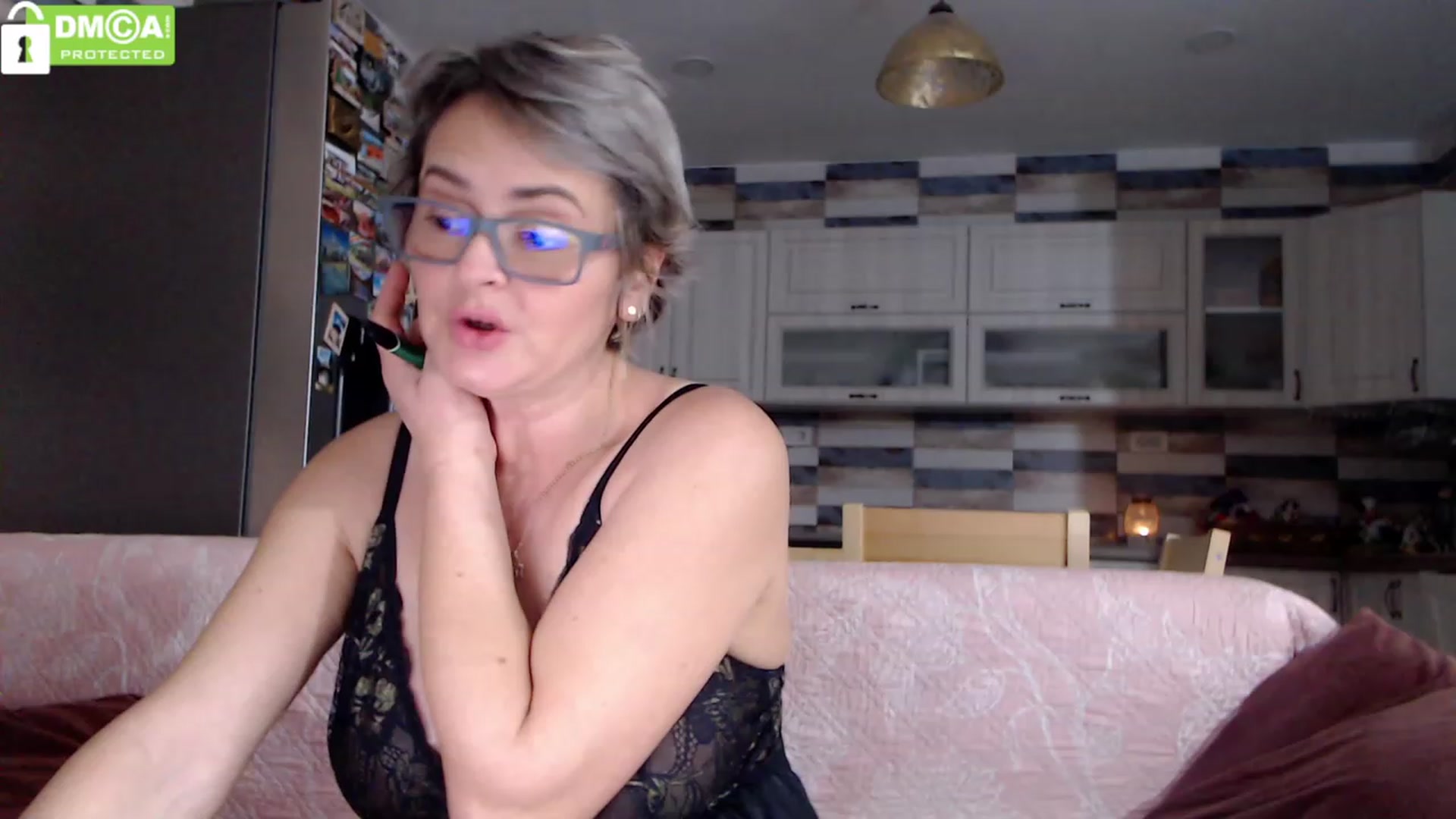 Gallery image thumbnail from silverjewel's myfreecams stream on, 12/06/2023, 11:19 image 20 of 20