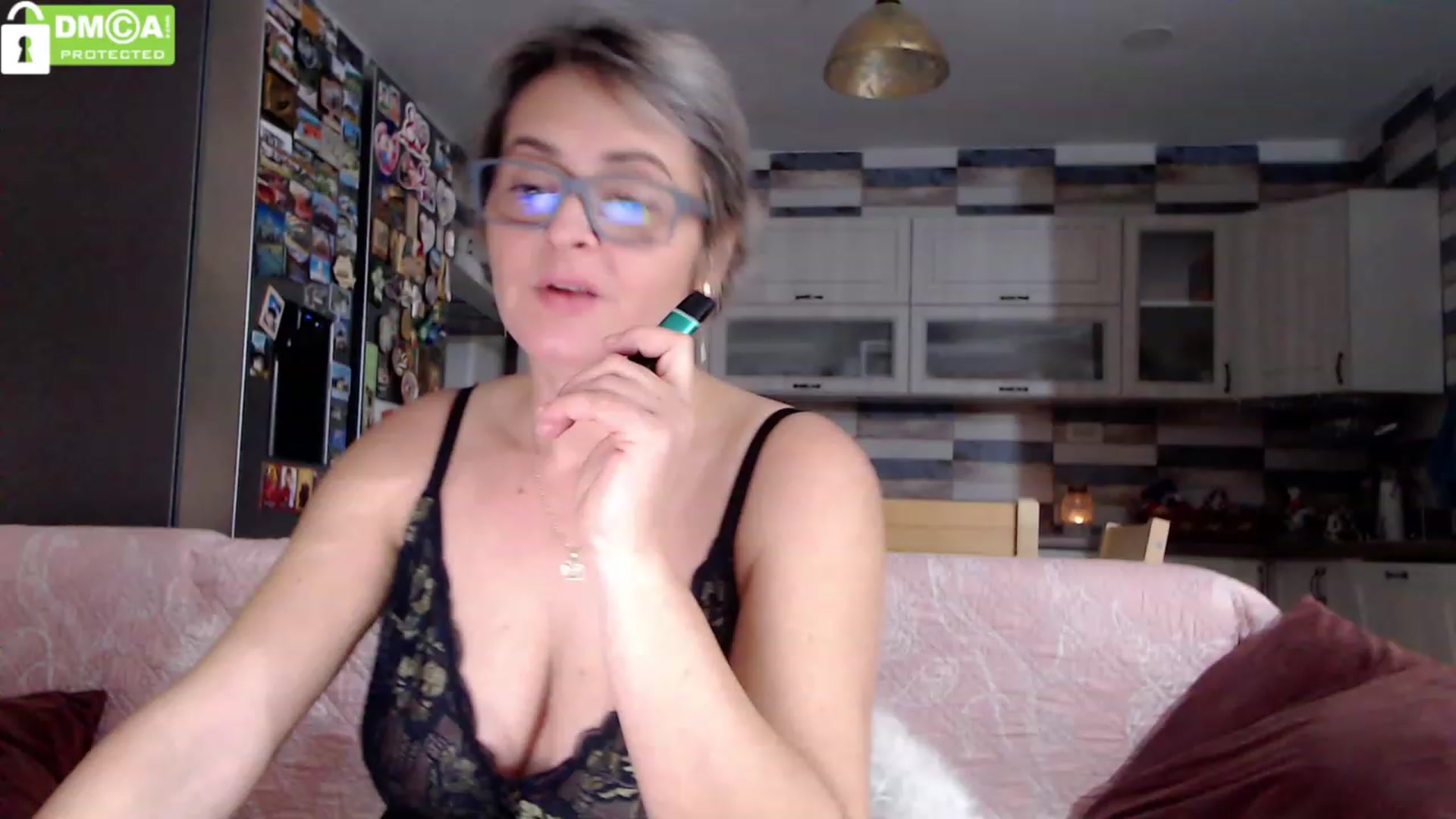 Gallery image thumbnail from silverjewel's myfreecams stream on, 12/06/2023, 11:19 image 7 of 20
