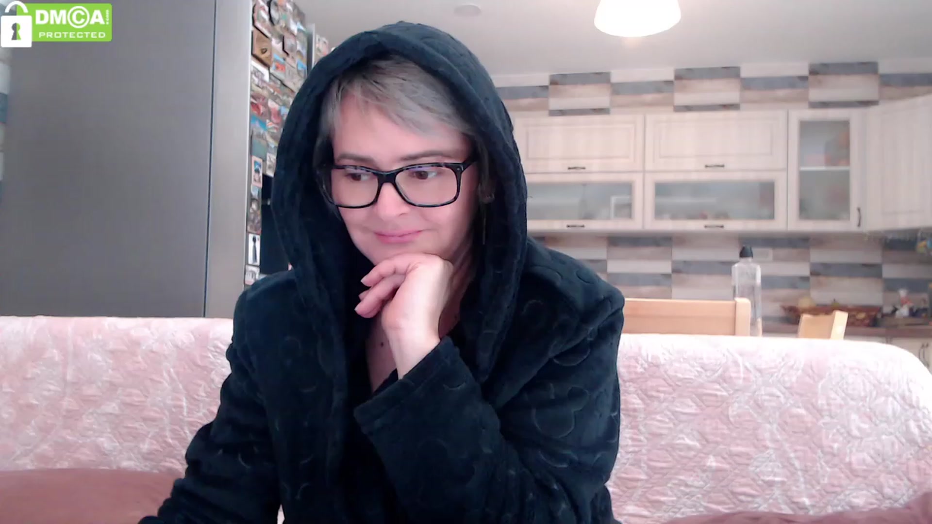 Gallery image thumbnail from silverjewel's myfreecams stream on, 12/12/2023, 13:18 image 15 of 20