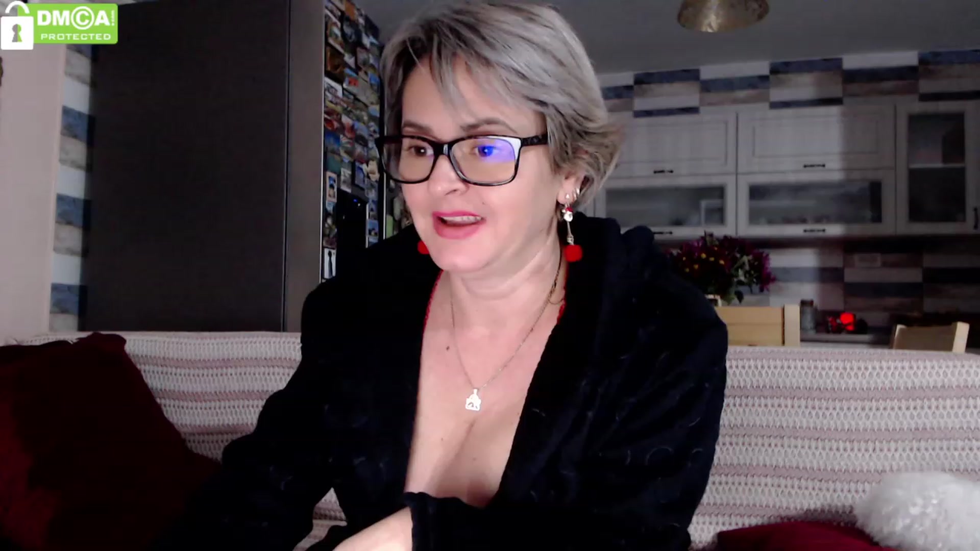 Gallery image thumbnail from silverjewel's myfreecams stream on, 12/15/2023, 12:57 image 13 of 20