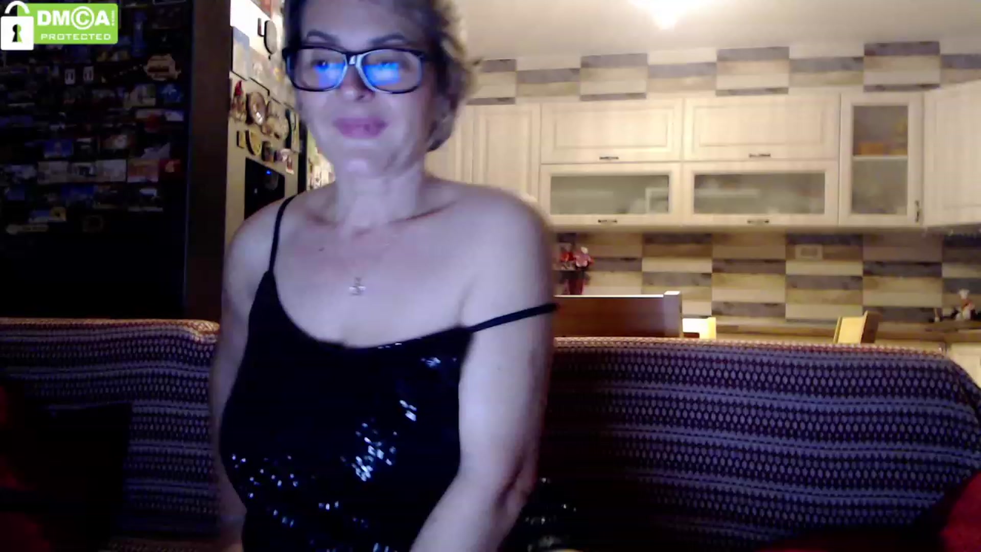 Gallery image thumbnail from silverjewel's myfreecams stream on, 12/25/2023, 16:31 image 2 of 20