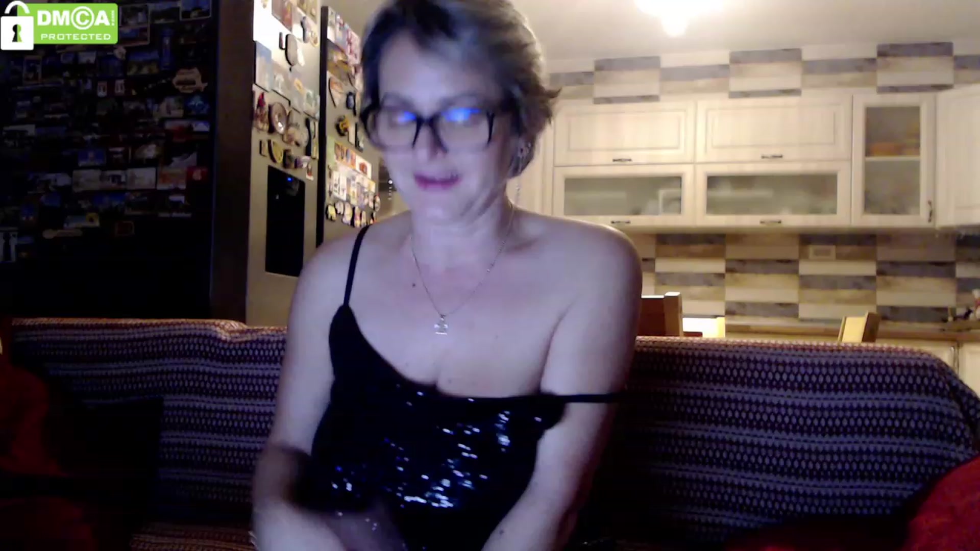 Gallery image thumbnail from silverjewel's myfreecams stream on, 12/25/2023, 16:31 image 8 of 20
